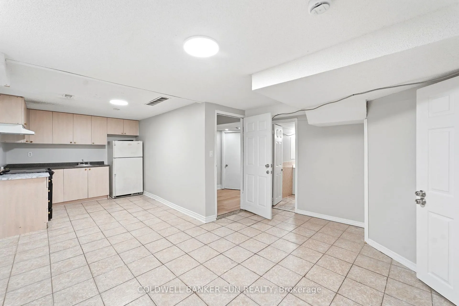 Photo 33 of 67 Tufton Crescent, Brampton, Fletcher's Meadow — HOMEH