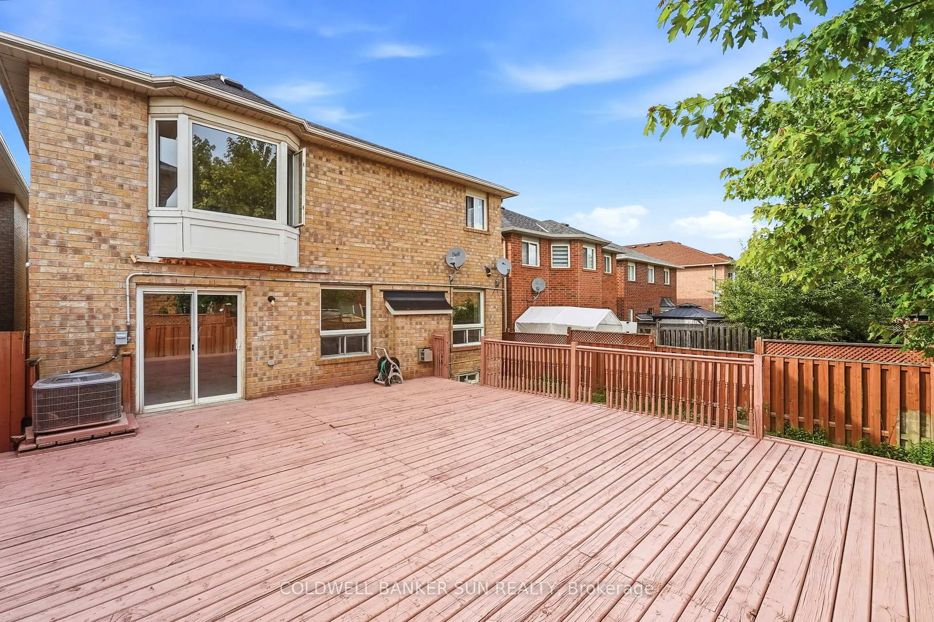 Photo 38 of 67 Tufton Crescent, Brampton, Fletcher's Meadow — HOMEH
