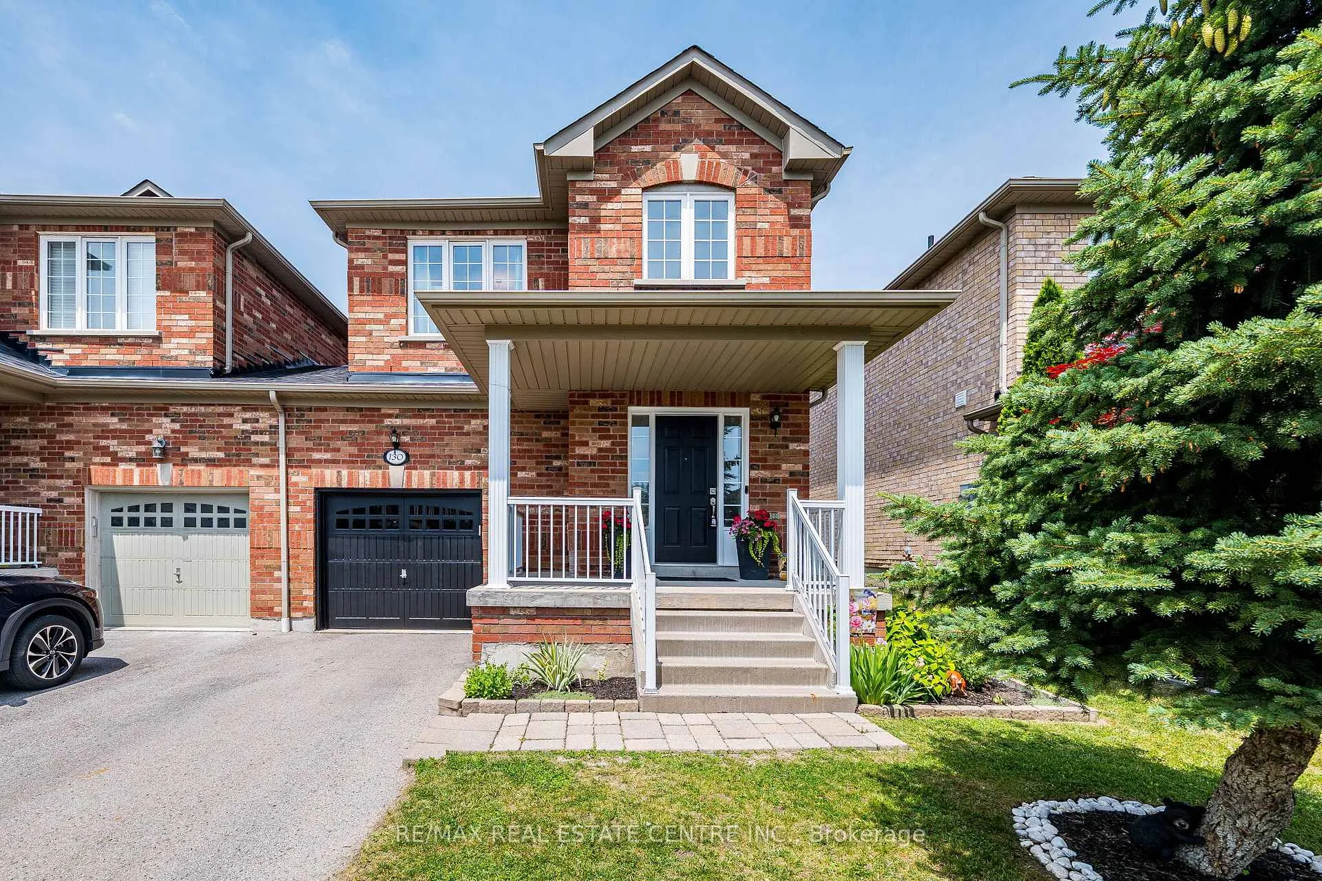 Front of 130 Fencerow Drive