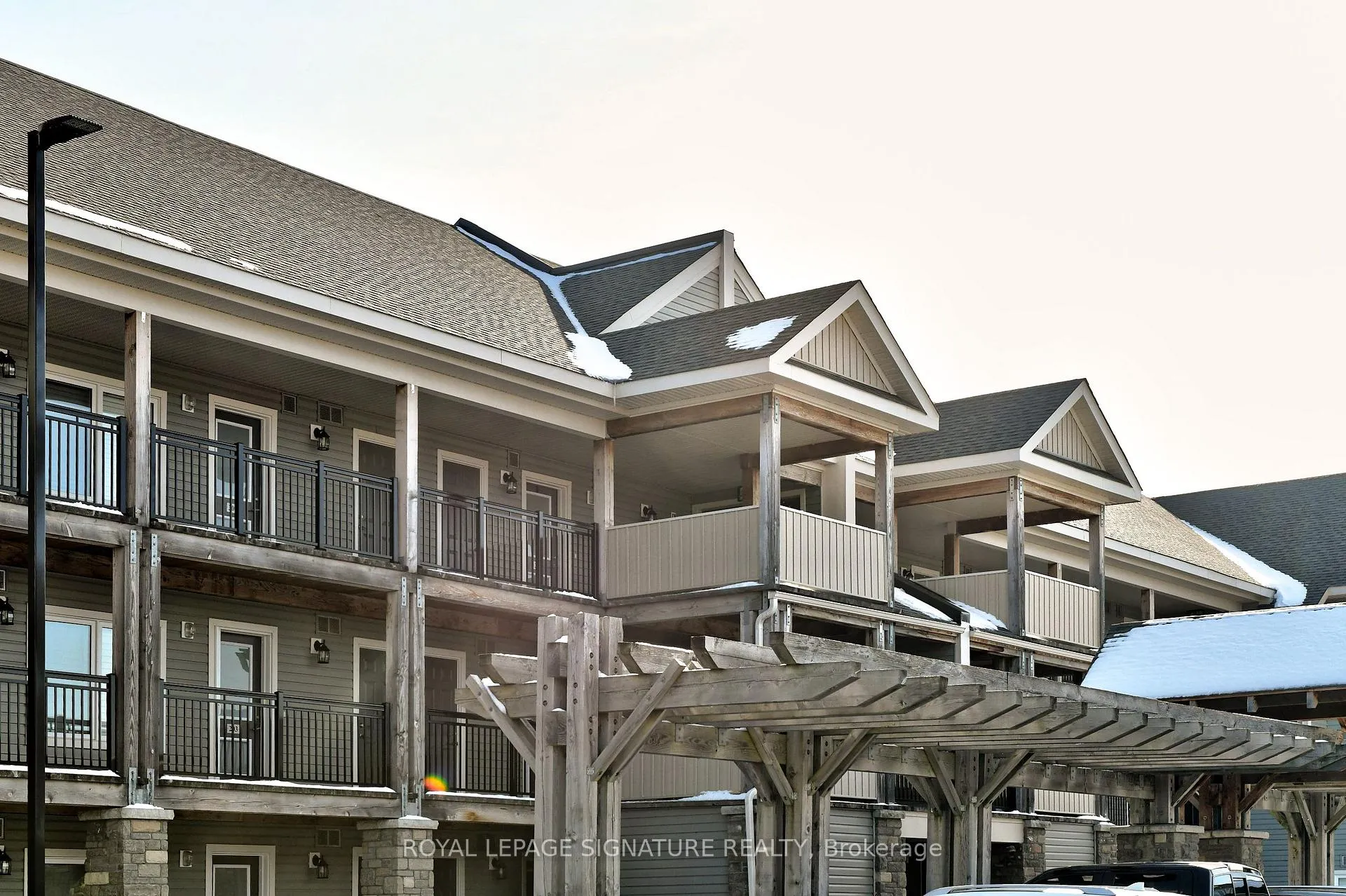 Photo 4 of Unit 304, 7 Anchorage Crescent, Collingwood — HOMEH