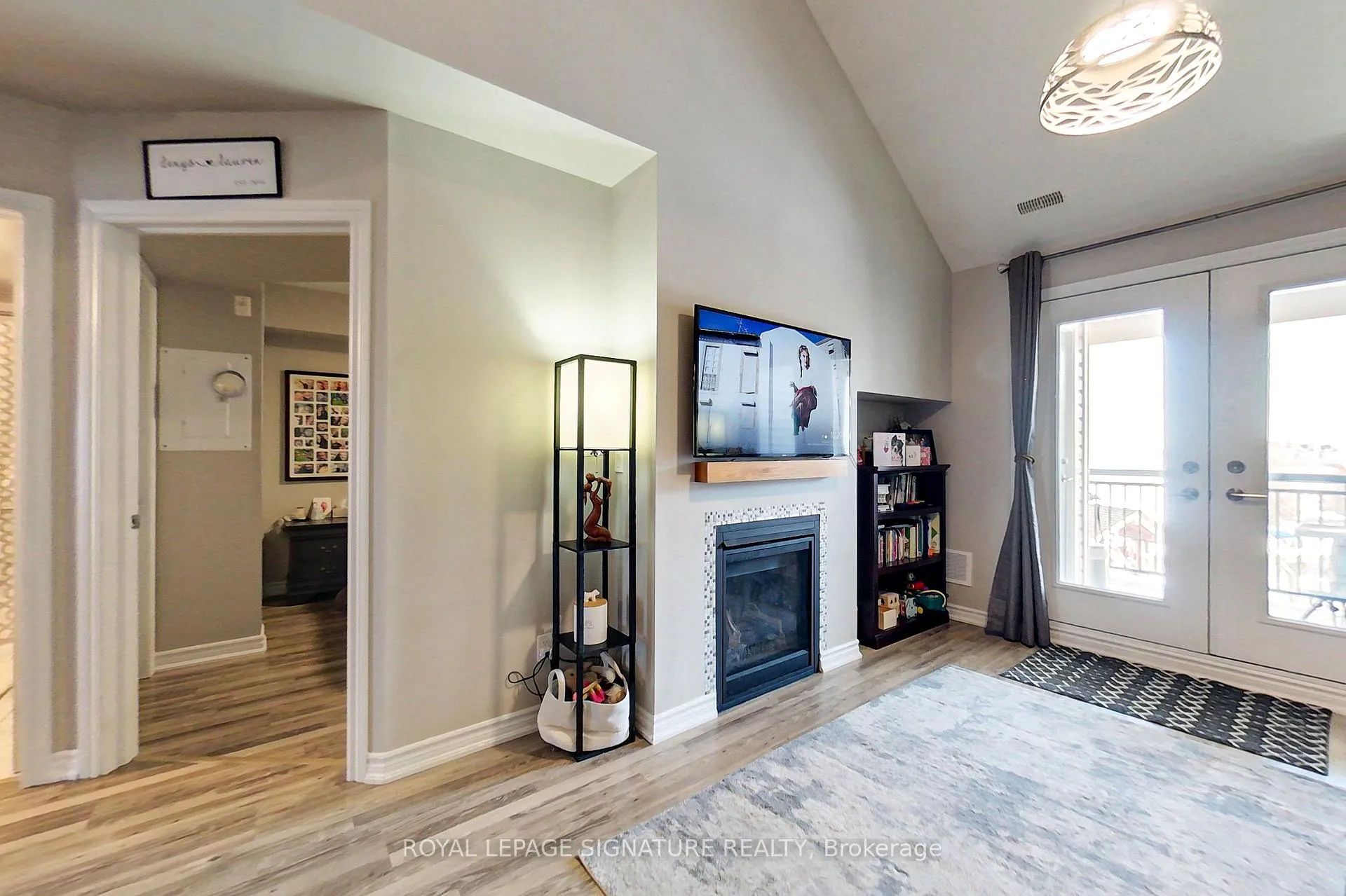 Photo 12 of Unit 304, 7 Anchorage Crescent, Collingwood — HOMEH