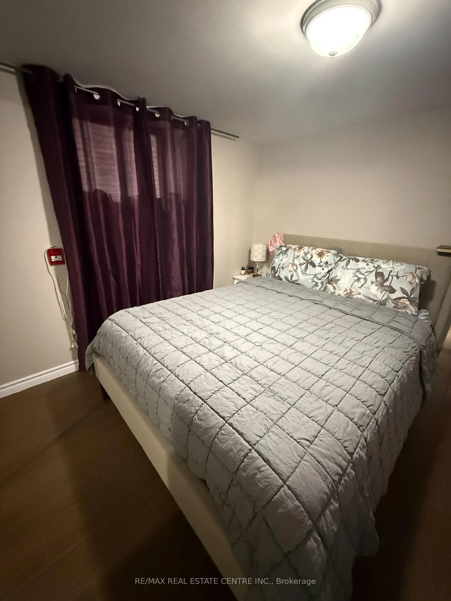 Photo 18 of 947 Main Street E, Hamilton, Stipley — HOMEH