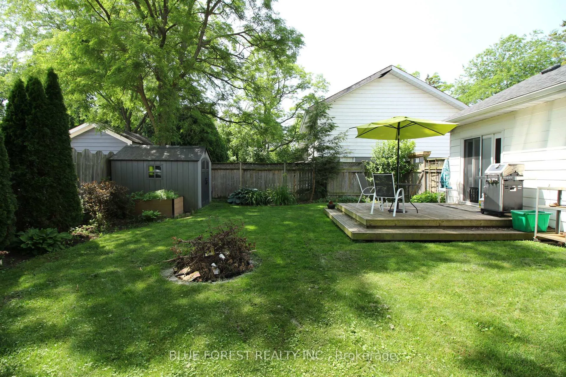 Photo 14 of 2008 Olive Street, Sarnia — HOMEH