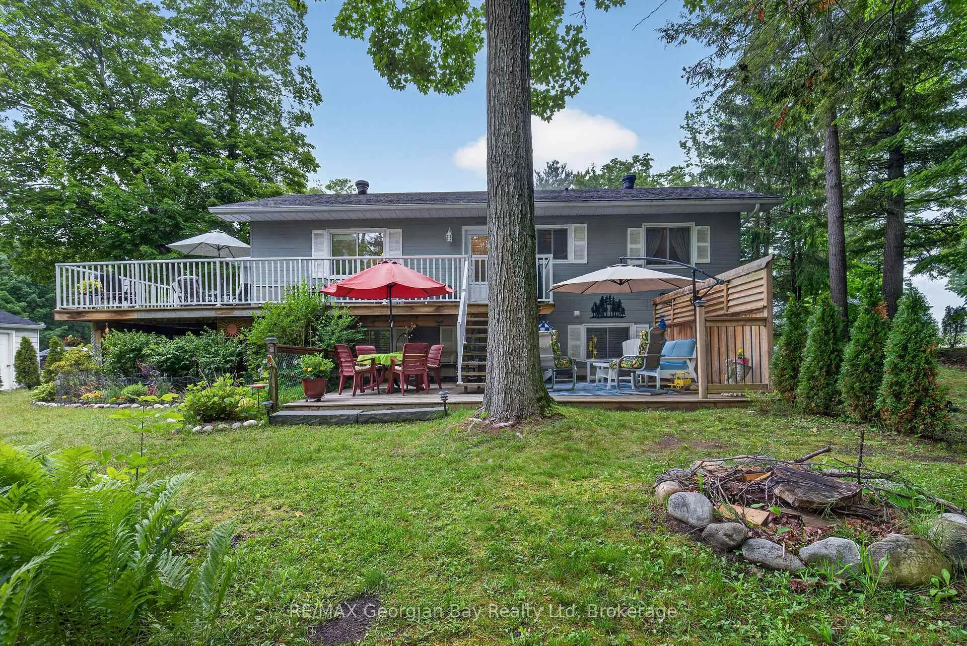Photo 33 of 307 Balm Beach Road W, Tiny, Rural Tiny — HOMEH