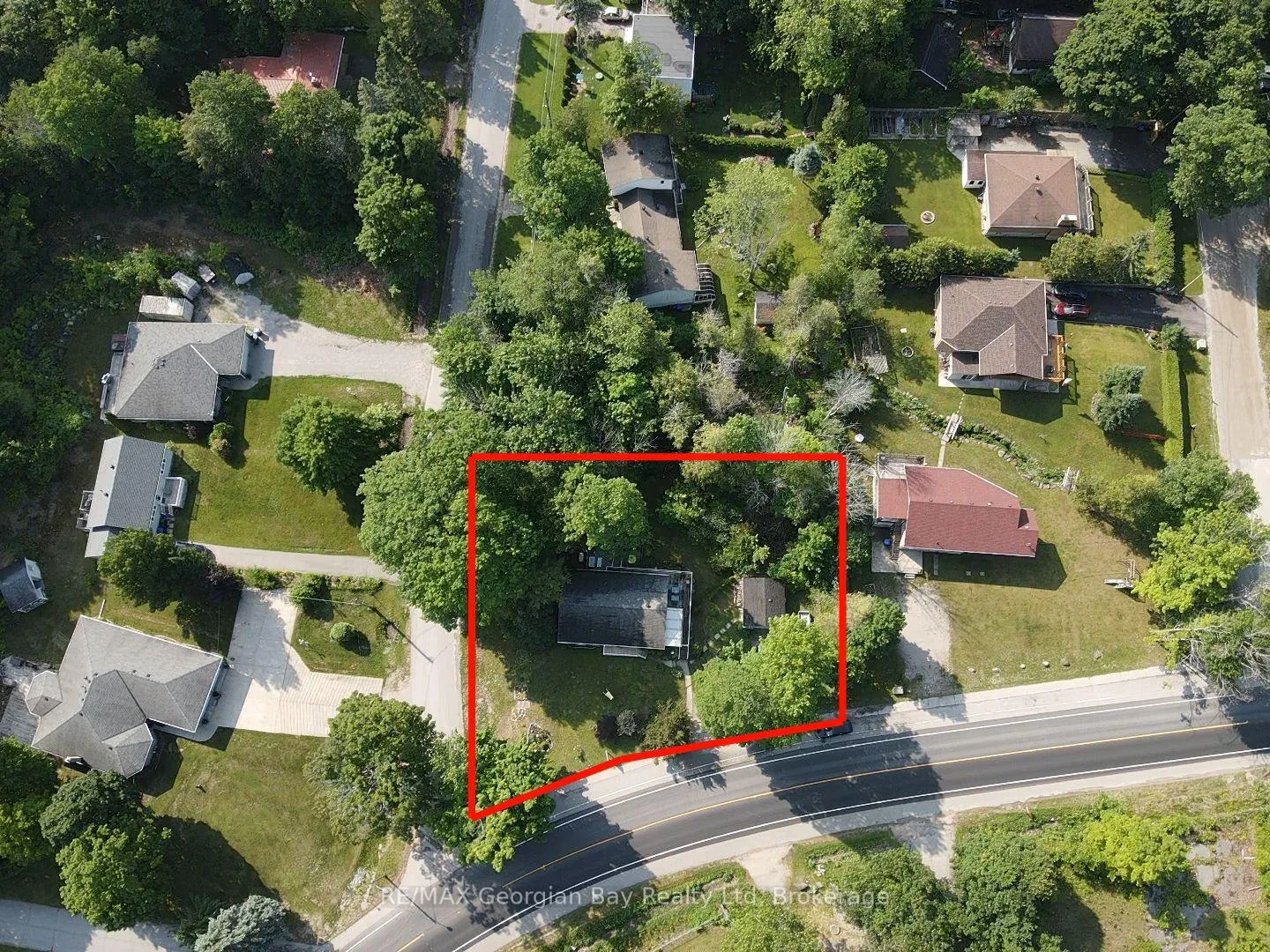 Photo 38 of 307 Balm Beach Road W, Tiny, Rural Tiny — HOMEH