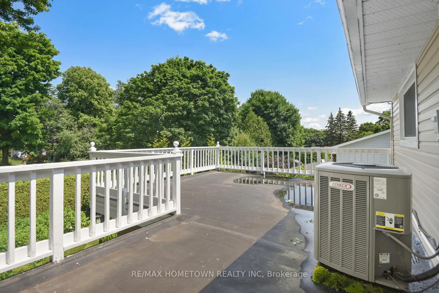 Photo 25 of 73 First Avenue, Brockville, Brockville — HOMEH