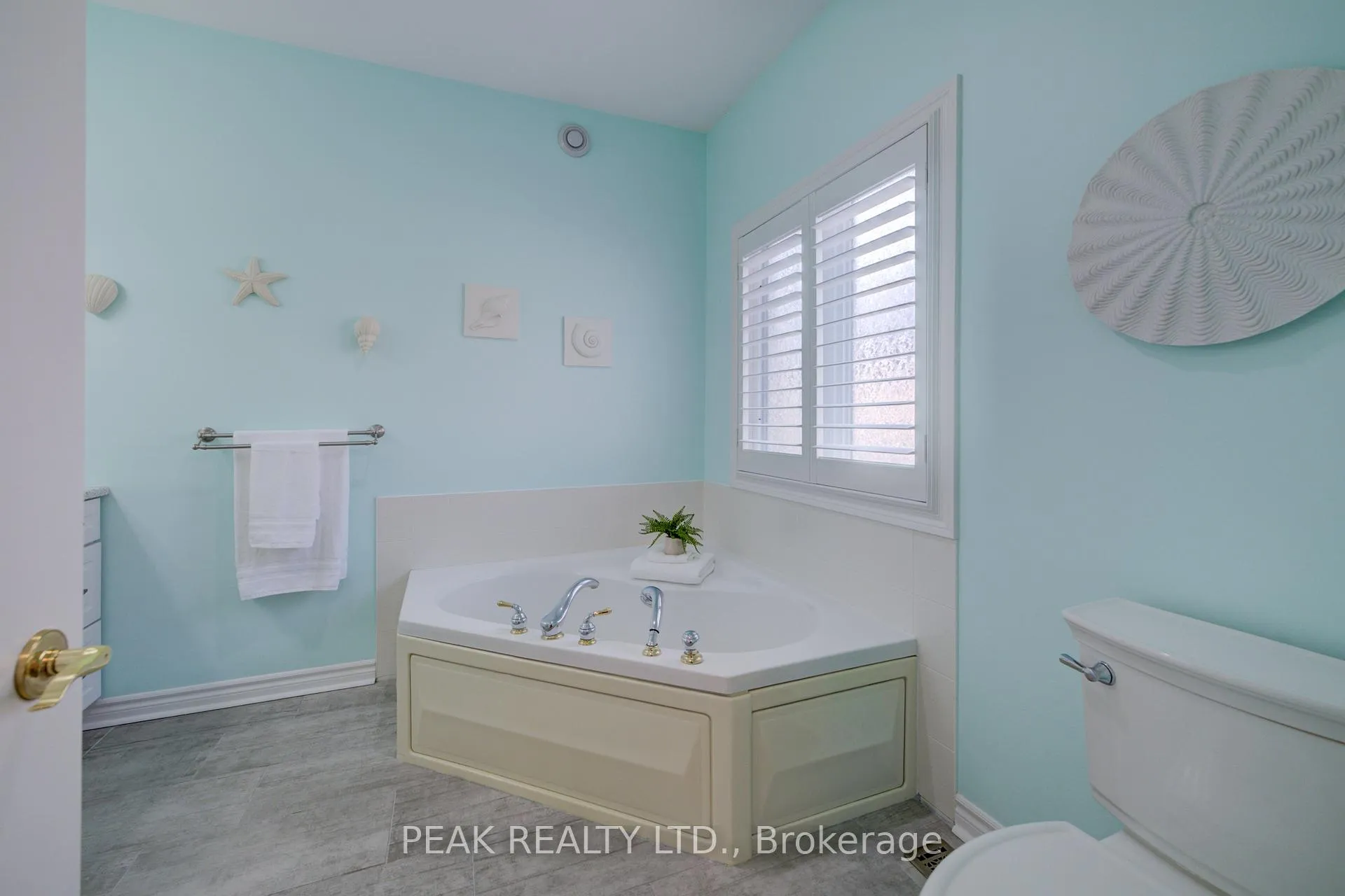 Photo 26 of 14 Stonecroft Way, Wilmot — HOMEH