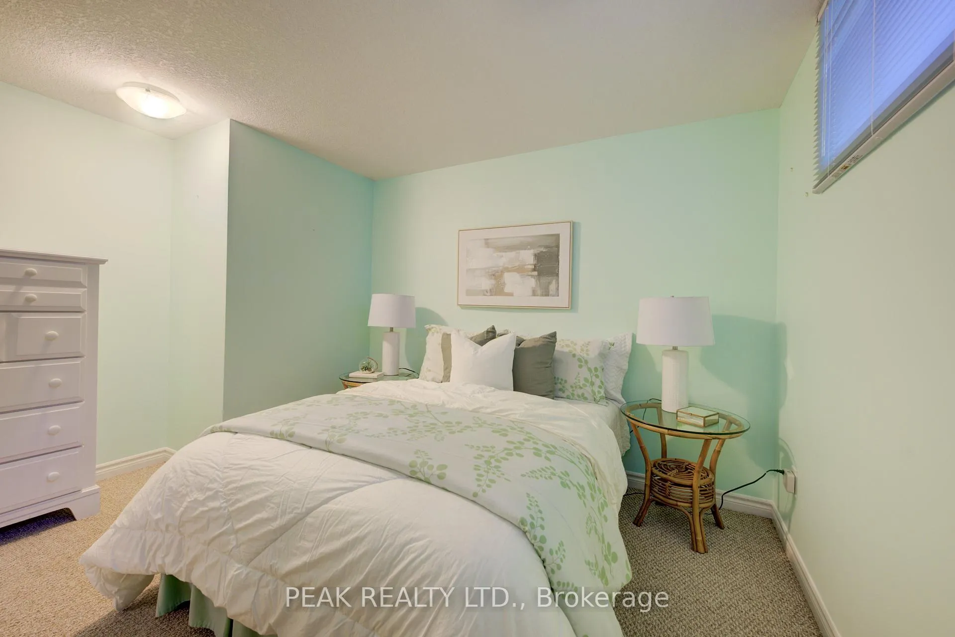 Photo 36 of 14 Stonecroft Way, Wilmot — HOMEH