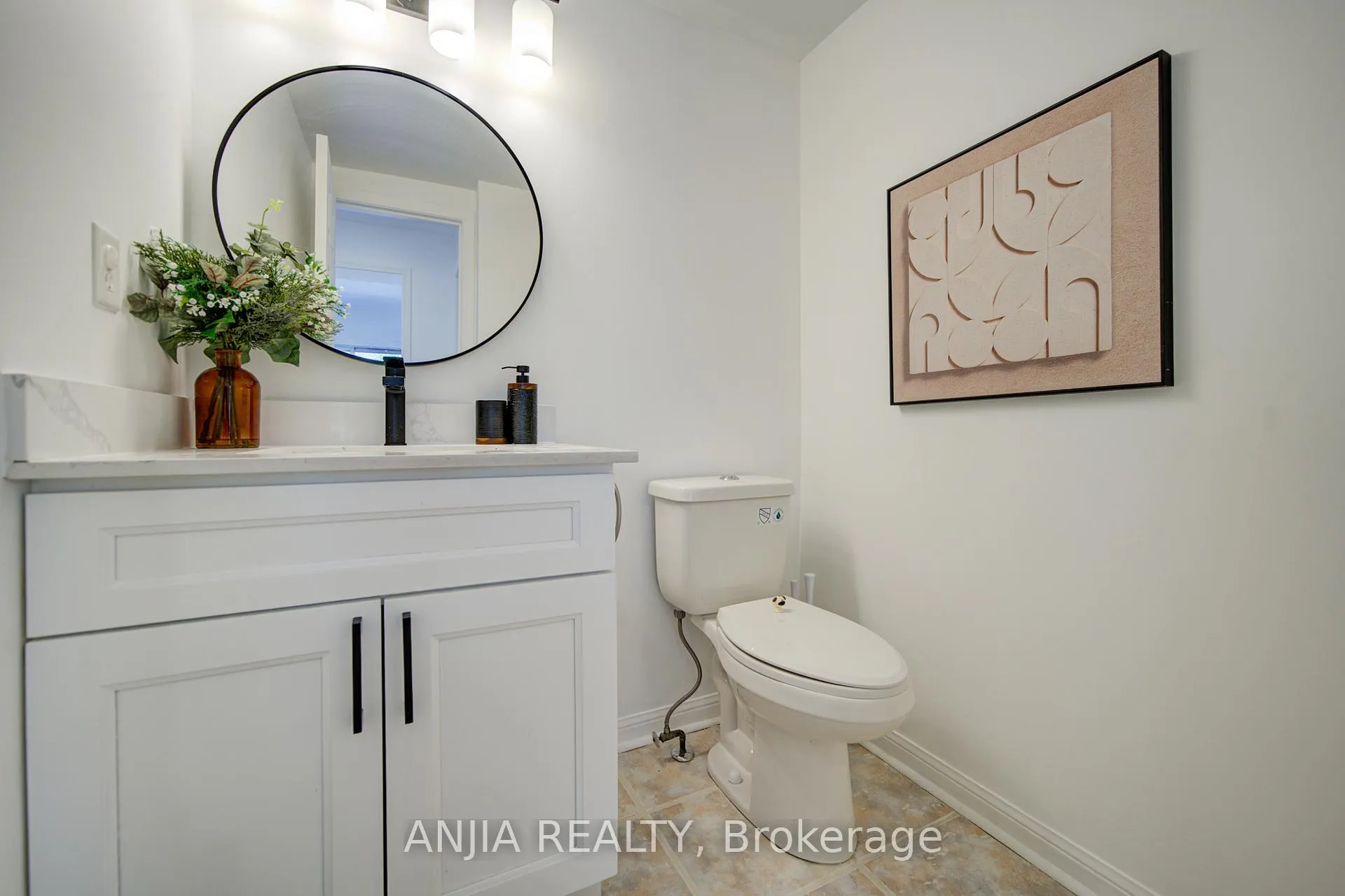 Photo 43 of 136 Winston Castle Drive, Markham, Rural Markham — HOMEH