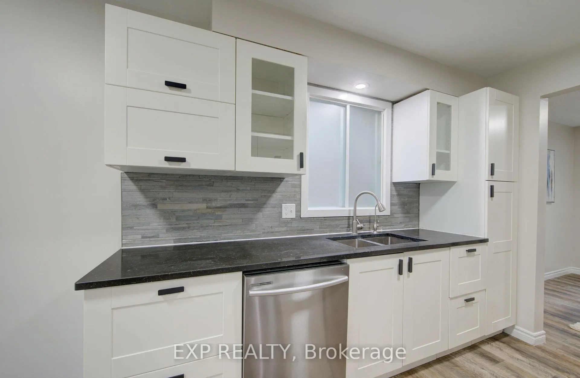 Photo 6 of 379 Veronica Drive, Kitchener, Idlewood — HOMEH