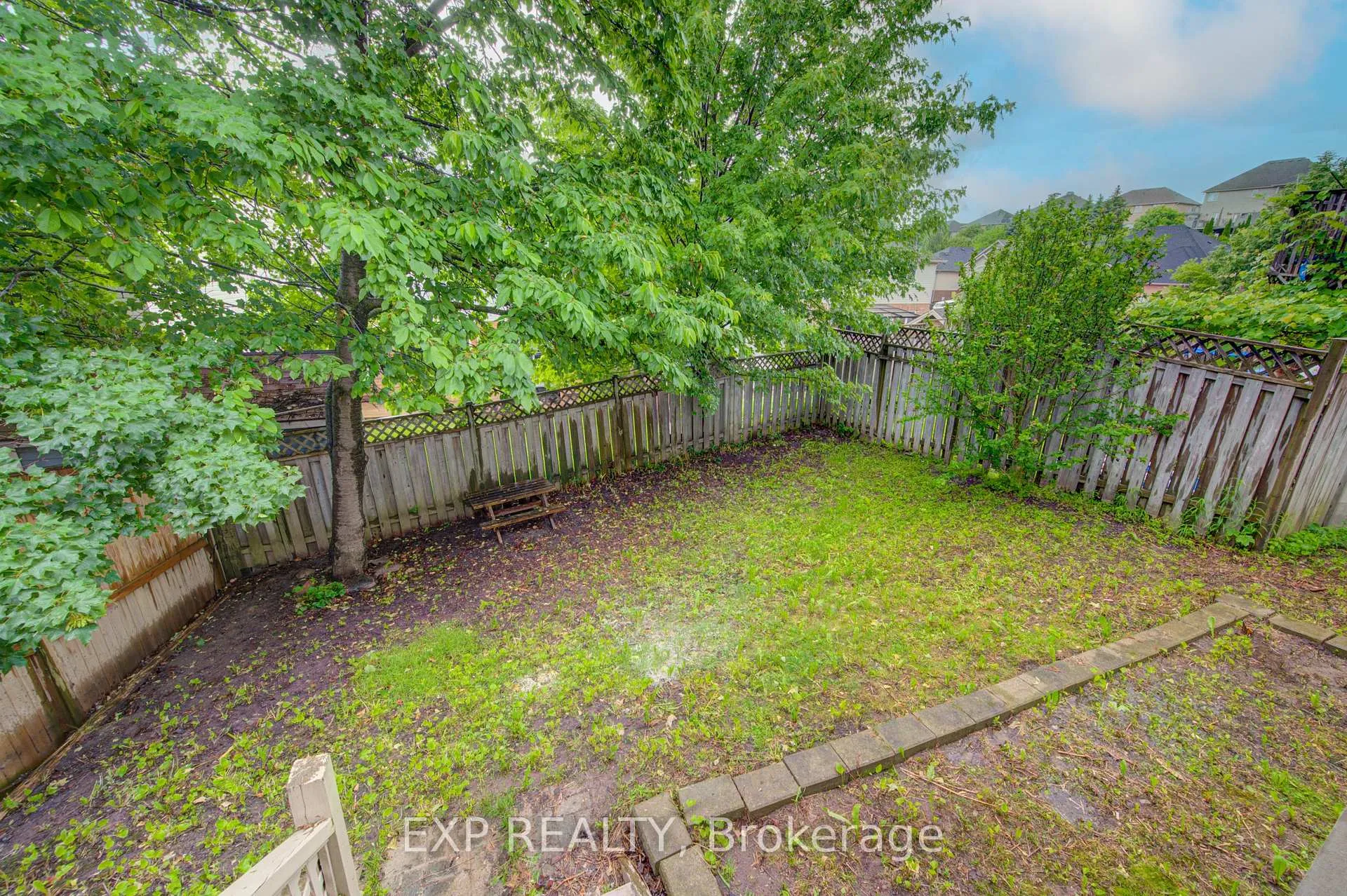 Photo 29 of 379 Veronica Drive, Kitchener, Idlewood — HOMEH
