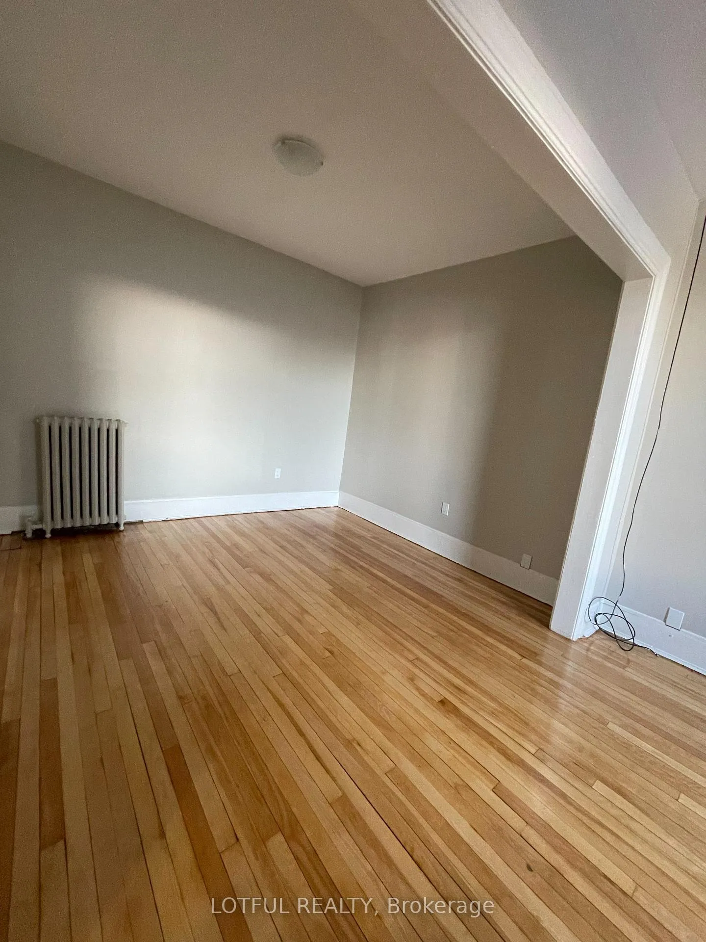Photo 4 of Unit 3, 4-1/2 Russell Street E, Smiths Falls, Smiths Falls — HOMEH