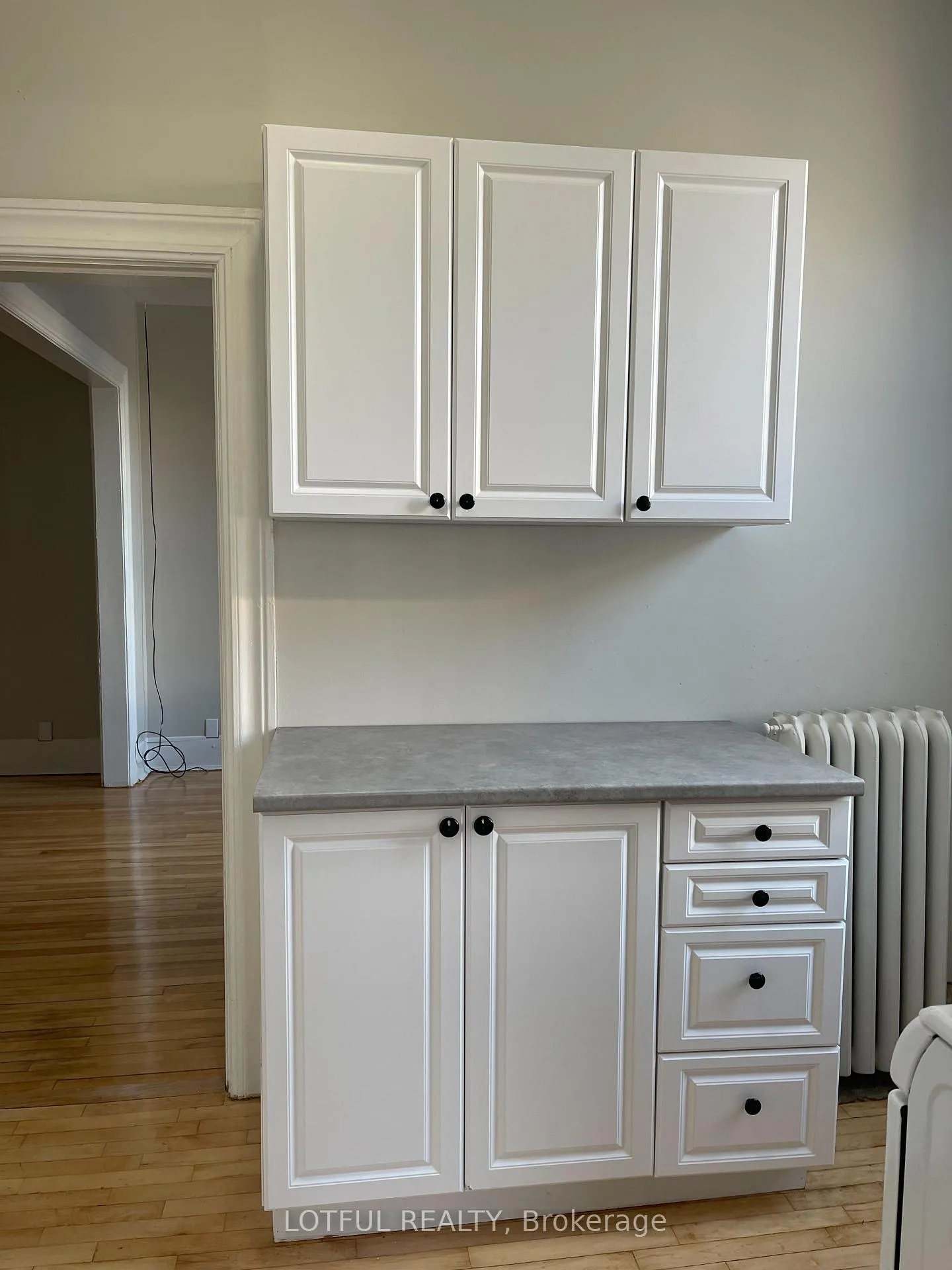 Photo 7 of Unit 3, 4-1/2 Russell Street E, Smiths Falls, Smiths Falls — HOMEH