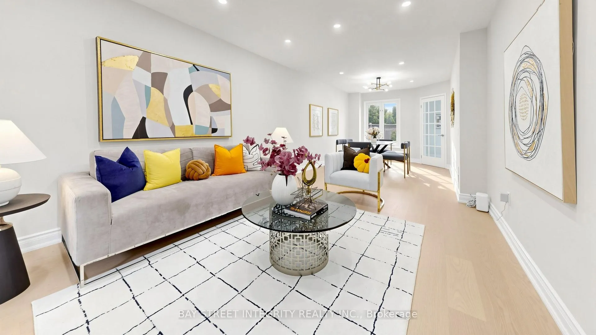Photo 6 of 158 Largo Crescent, Vaughan, Maple — HOMEH