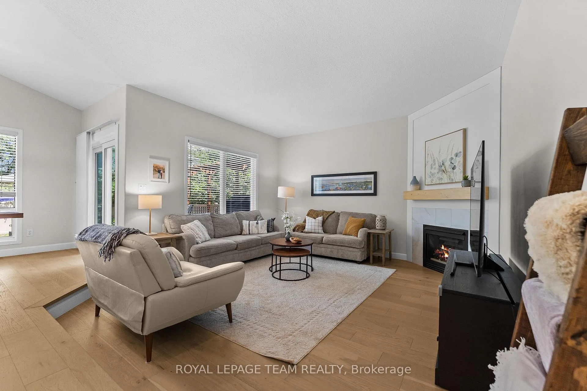 Photo 11 of 14 Newcastle Avenue, Ottawa, Kanata - Morgan's Grant/South March — HOMEH