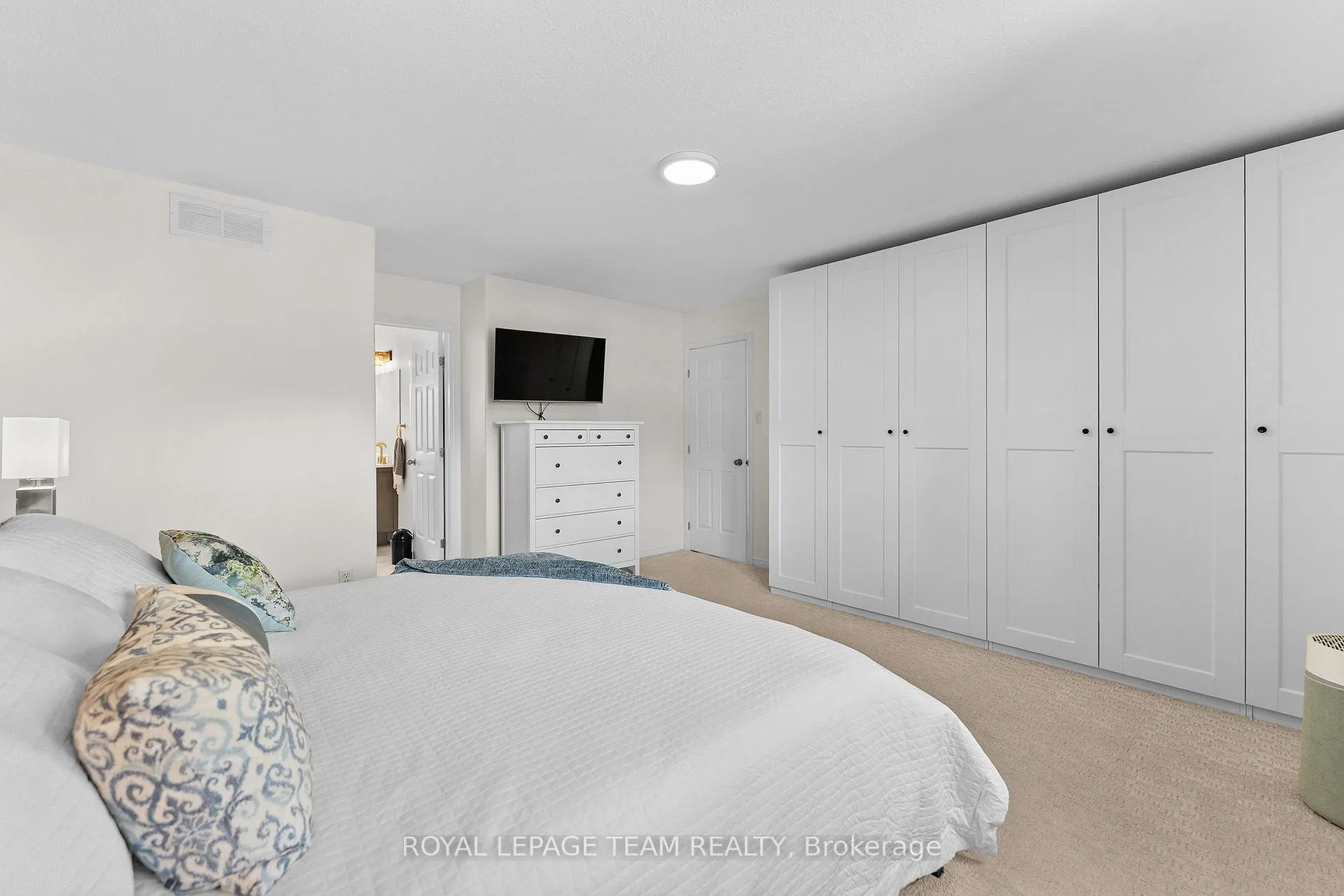 Photo 23 of 14 Newcastle Avenue, Ottawa, Kanata - Morgan's Grant/South March — HOMEH