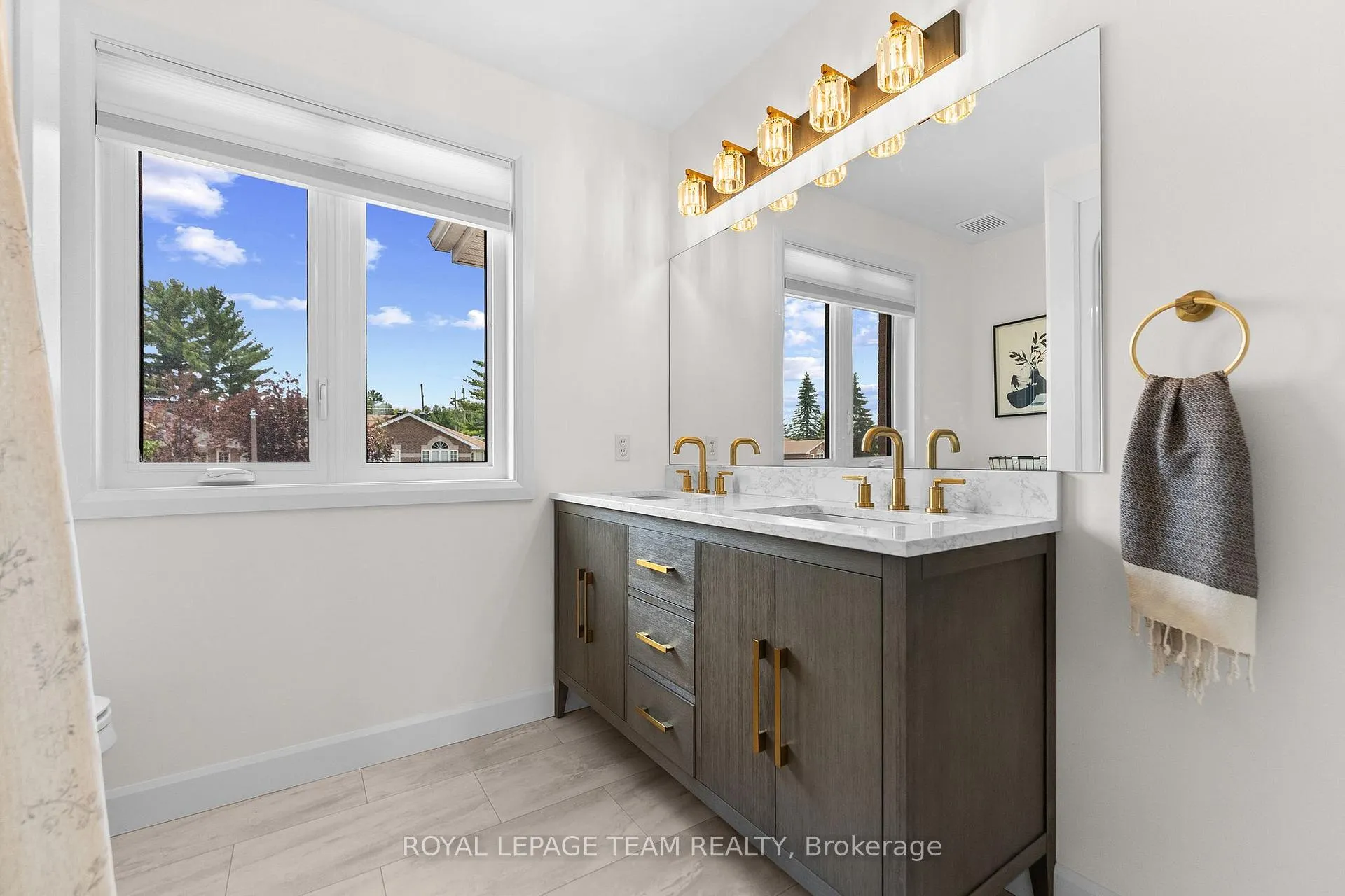 Photo 24 of 14 Newcastle Avenue, Ottawa, Kanata - Morgan's Grant/South March — HOMEH