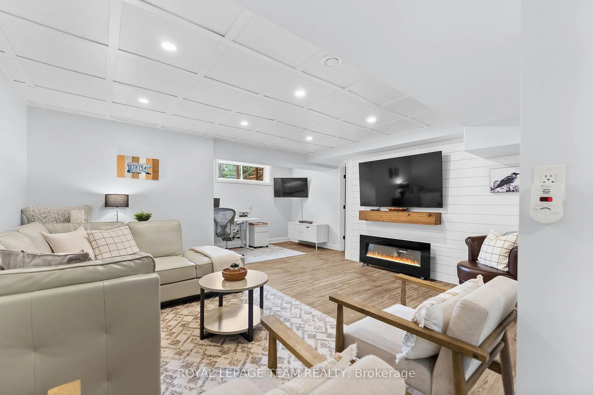 Photo 31 of 14 Newcastle Avenue, Ottawa, Kanata - Morgan's Grant/South March — HOMEH