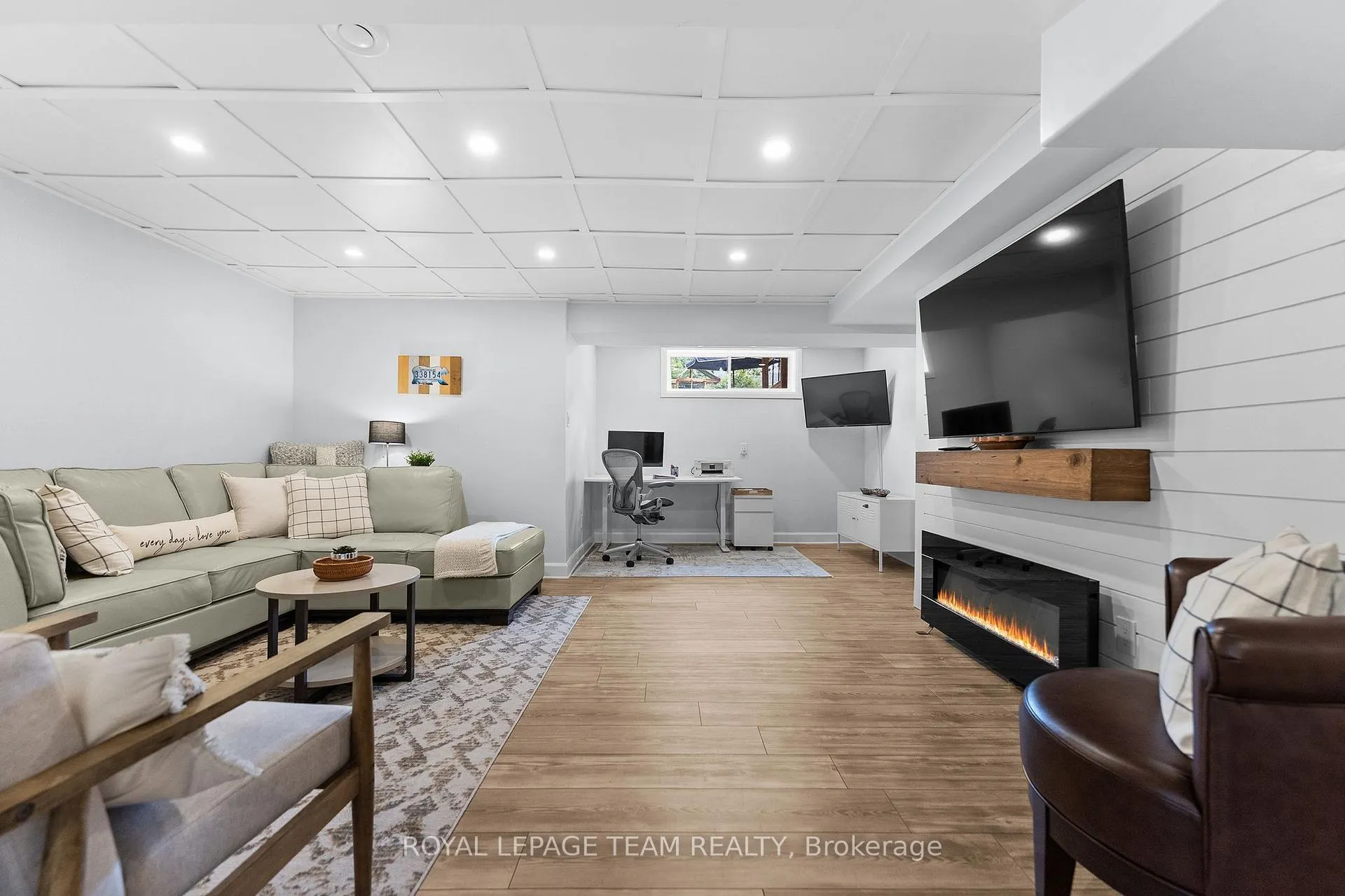 Photo 32 of 14 Newcastle Avenue, Ottawa, Kanata - Morgan's Grant/South March — HOMEH