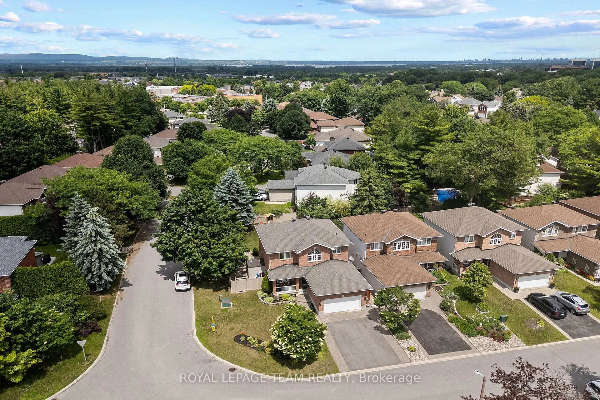 Photo 46 of 14 Newcastle Avenue, Ottawa, Kanata - Morgan's Grant/South March — HOMEH