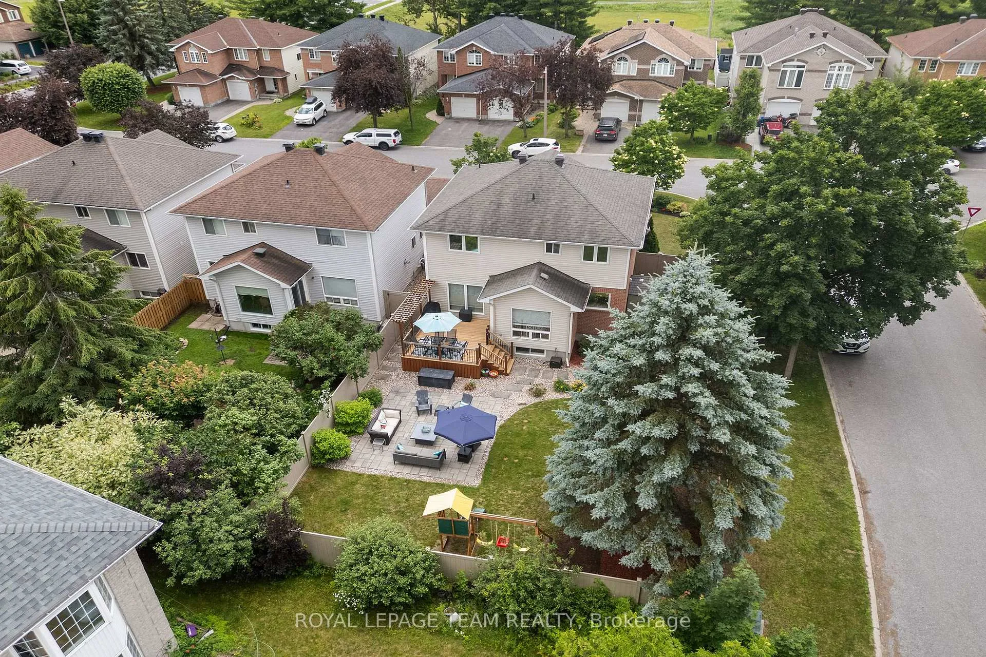 Photo 49 of 14 Newcastle Avenue, Ottawa, Kanata - Morgan's Grant/South March — HOMEH