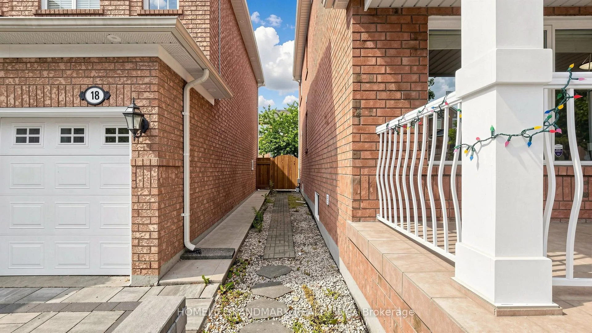 Photo 3 of 22 Canvas Road, Vaughan, Vellore Village — HOMEH