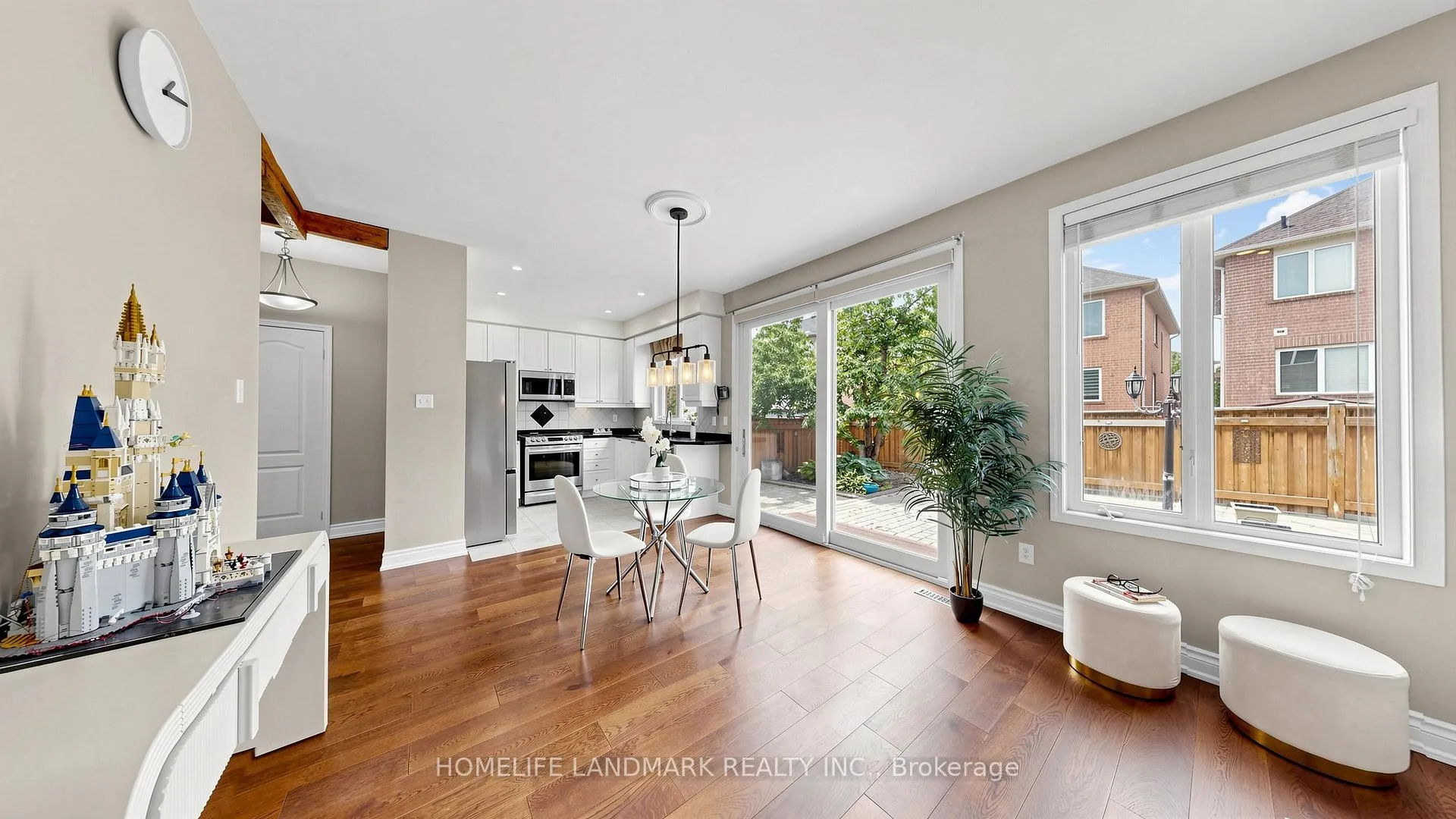 Photo 18 of 22 Canvas Road, Vaughan, Vellore Village — HOMEH