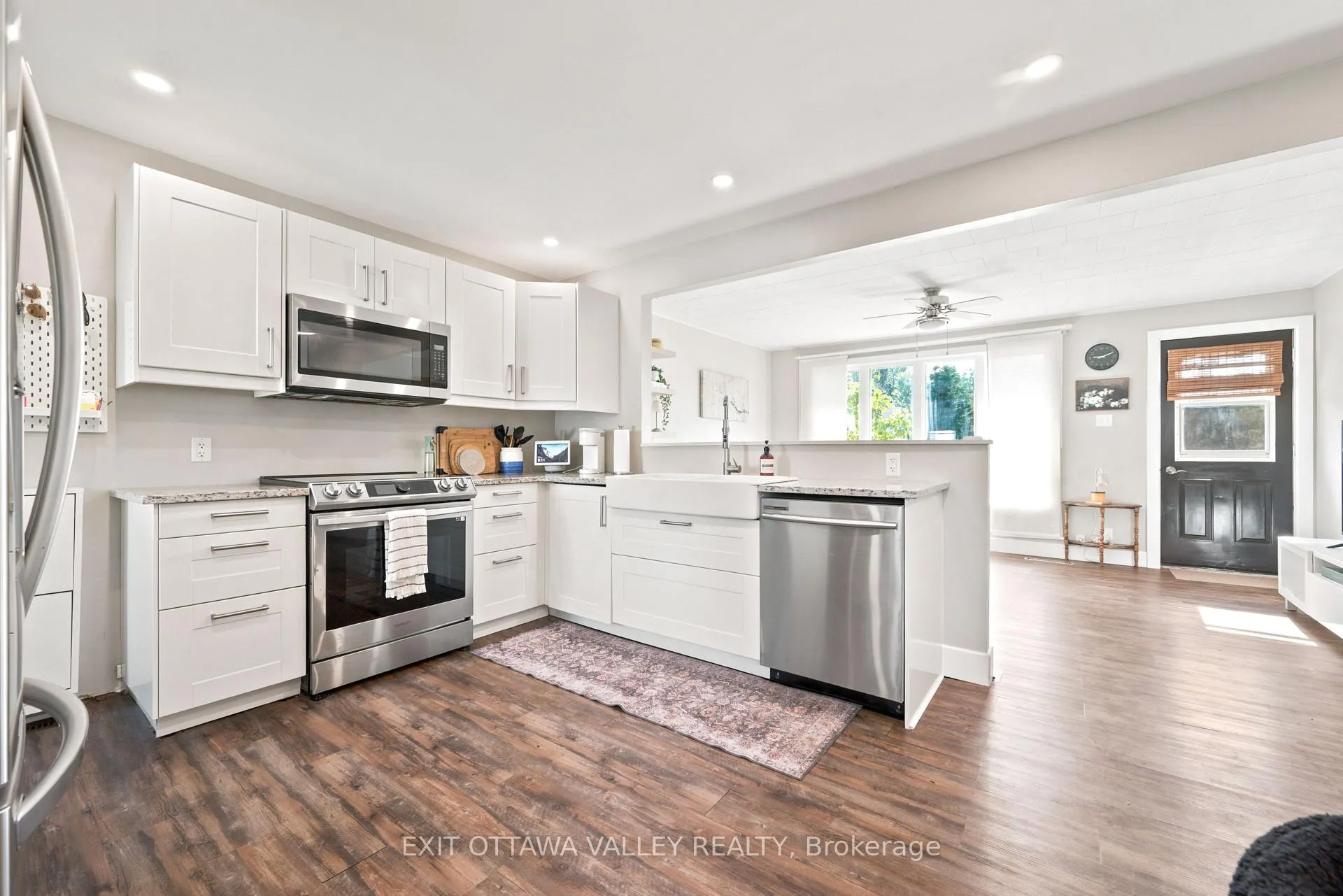 Photo 15 of 41 Huron Street, Deep River, Deep River — HOMEH