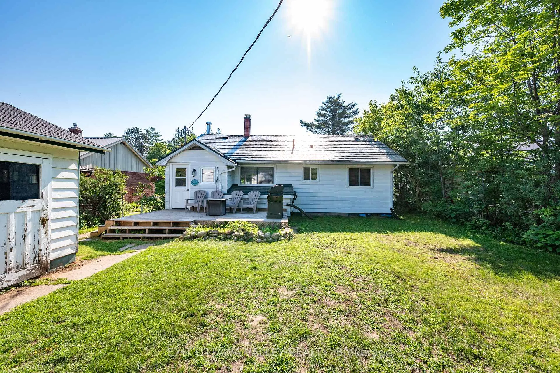 Photo 36 of 41 Huron Street, Deep River, Deep River — HOMEH
