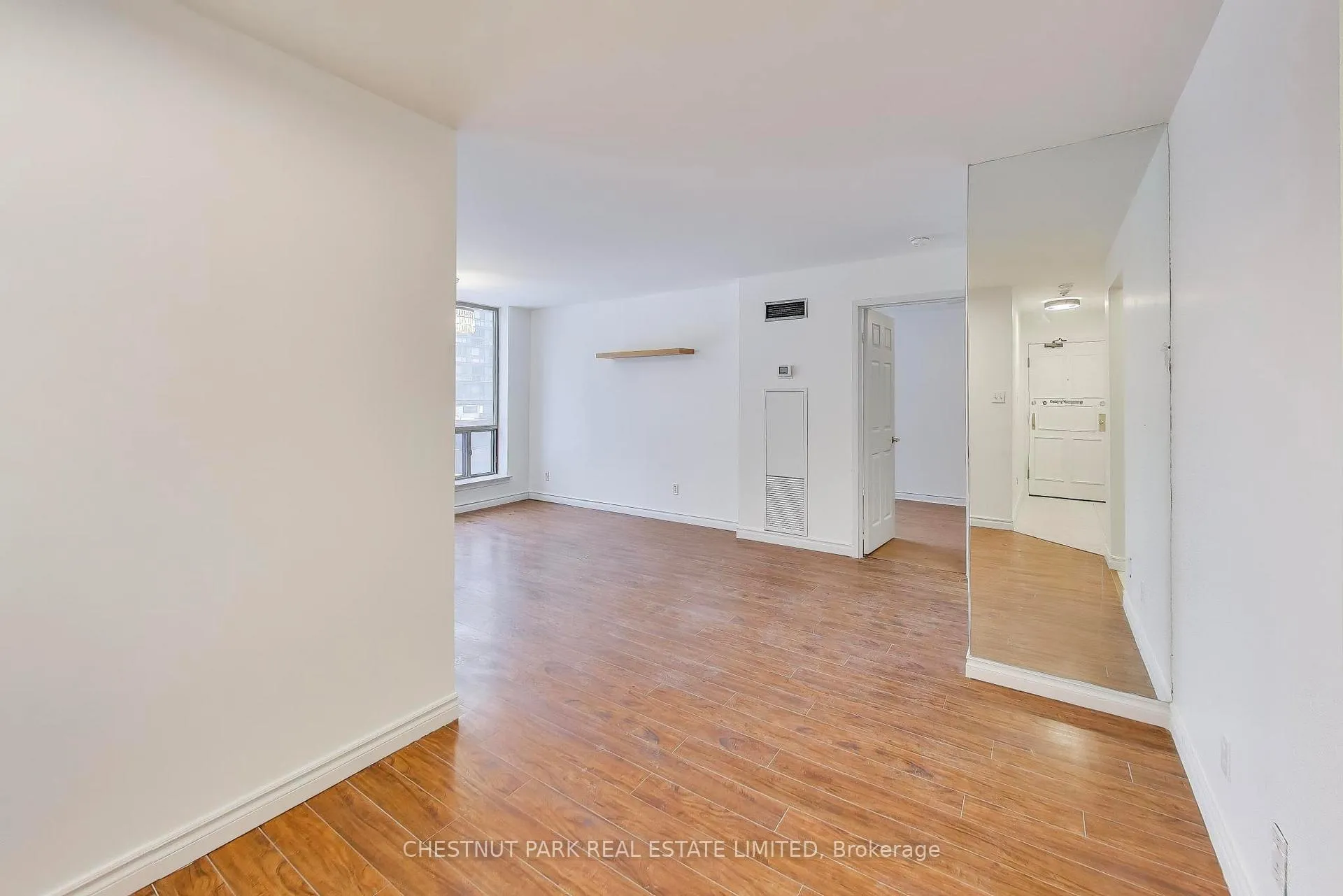 Photo 6 of Unit 506, 40 Scollard Street, Toronto, The Annex — HOMEH
