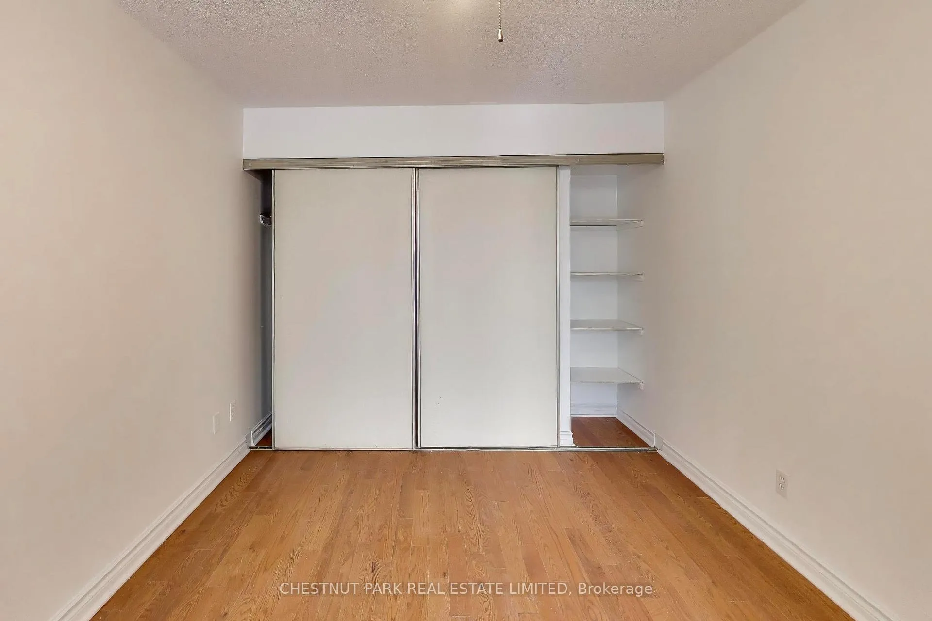Photo 10 of Unit 506, 40 Scollard Street, Toronto, The Annex — HOMEH