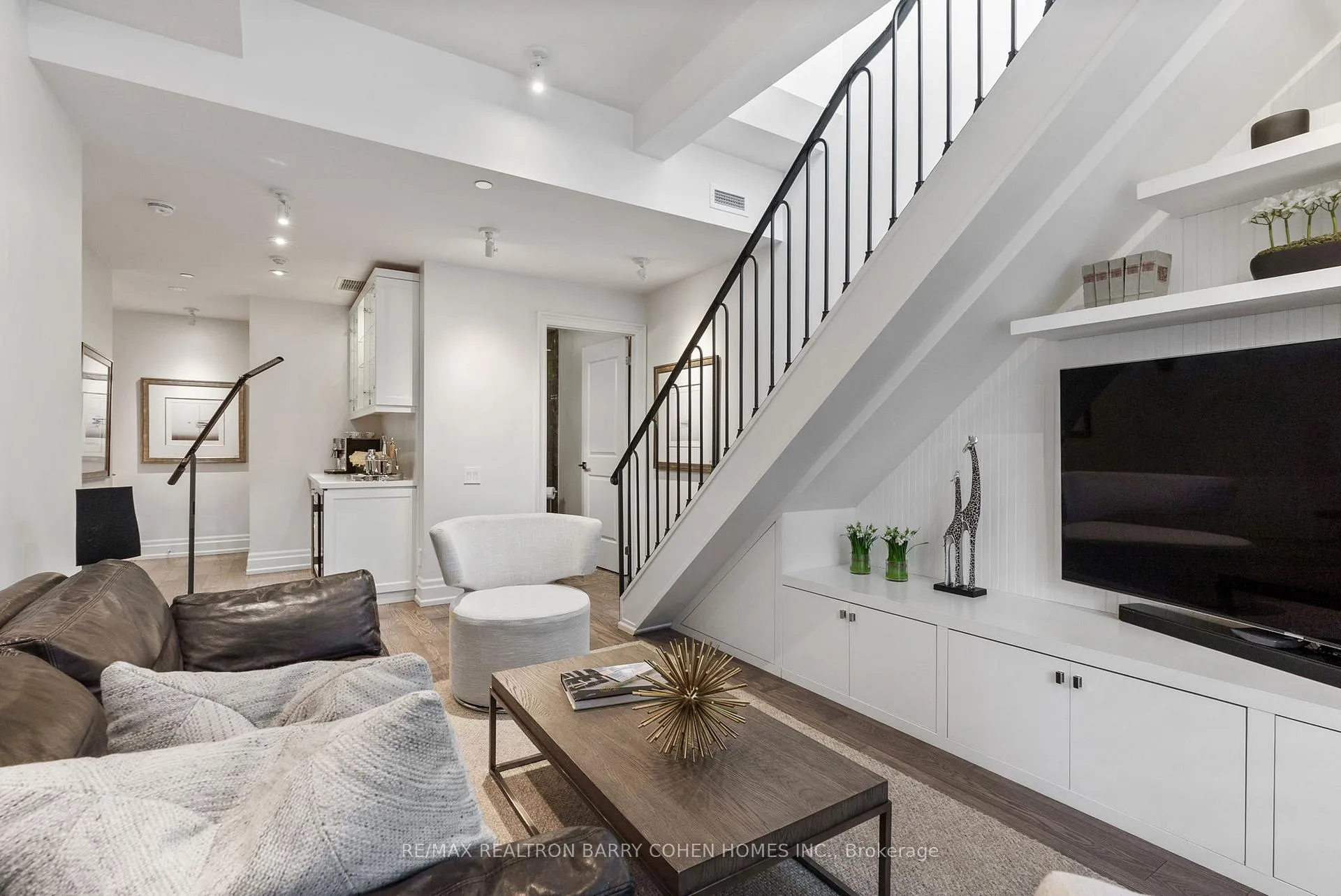 Photo 13 of 133 Pears Avenue, Toronto, The Annex — HOMEH