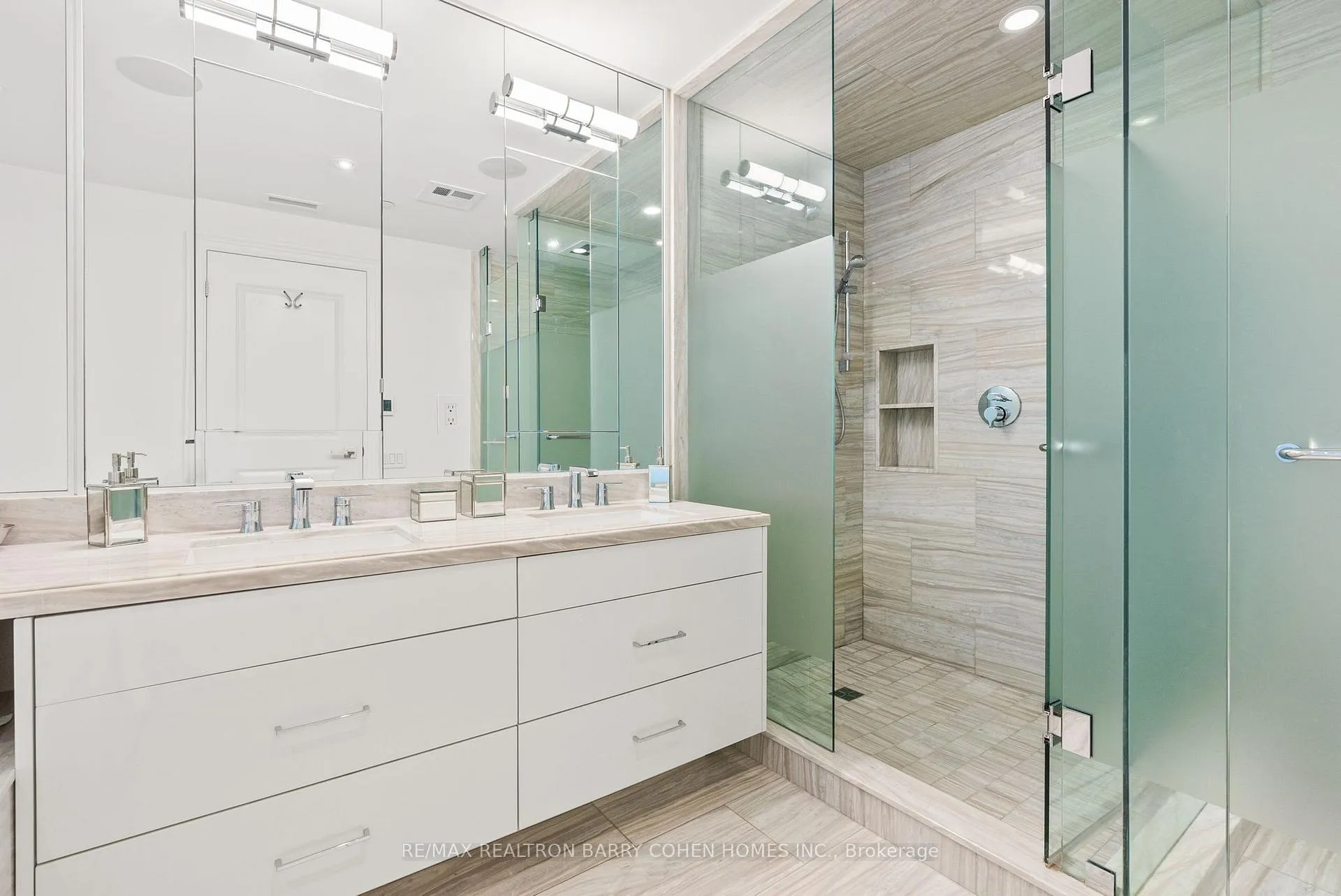 Photo 21 of 133 Pears Avenue, Toronto, The Annex — HOMEH