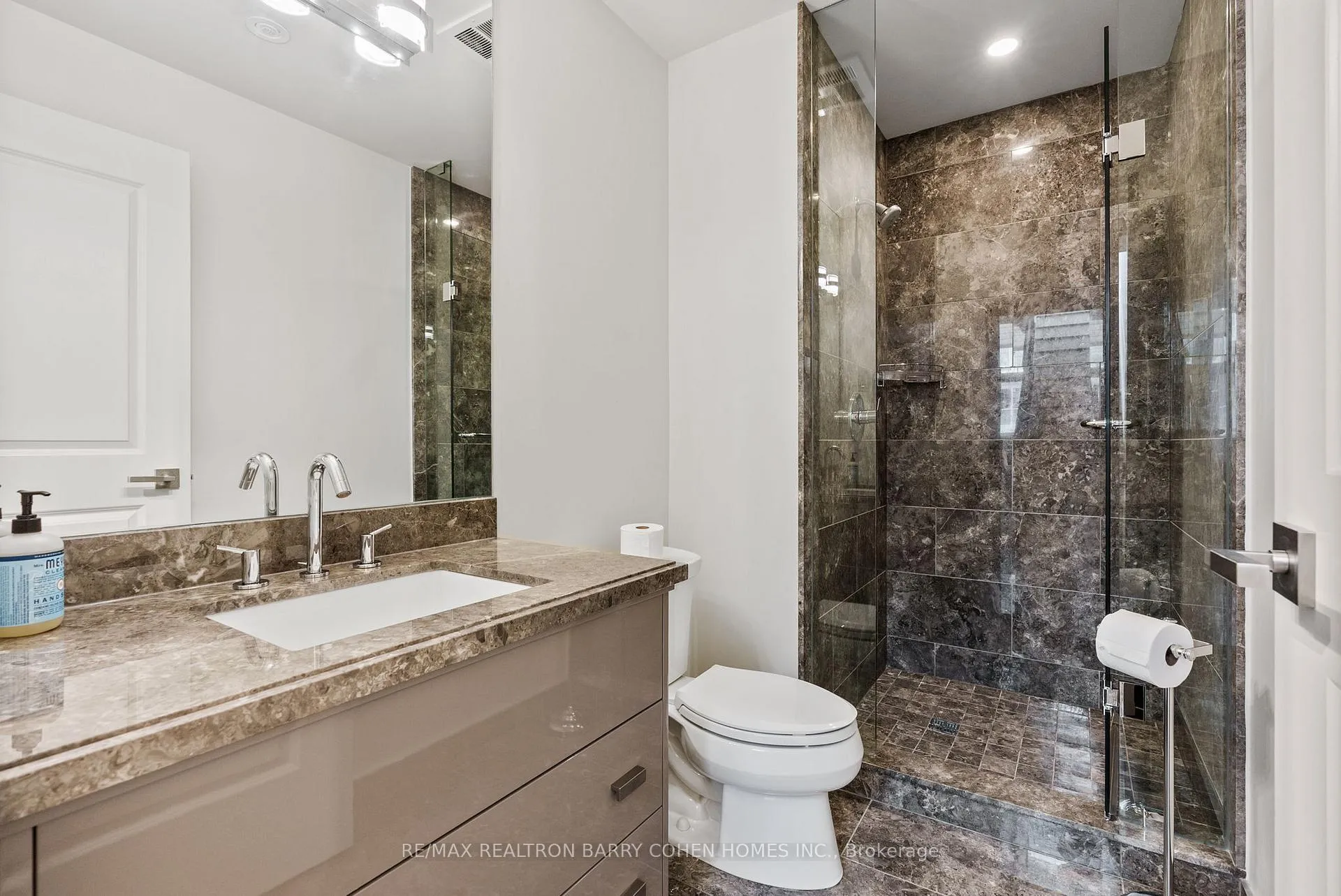 Photo 35 of 133 Pears Avenue, Toronto, The Annex — HOMEH