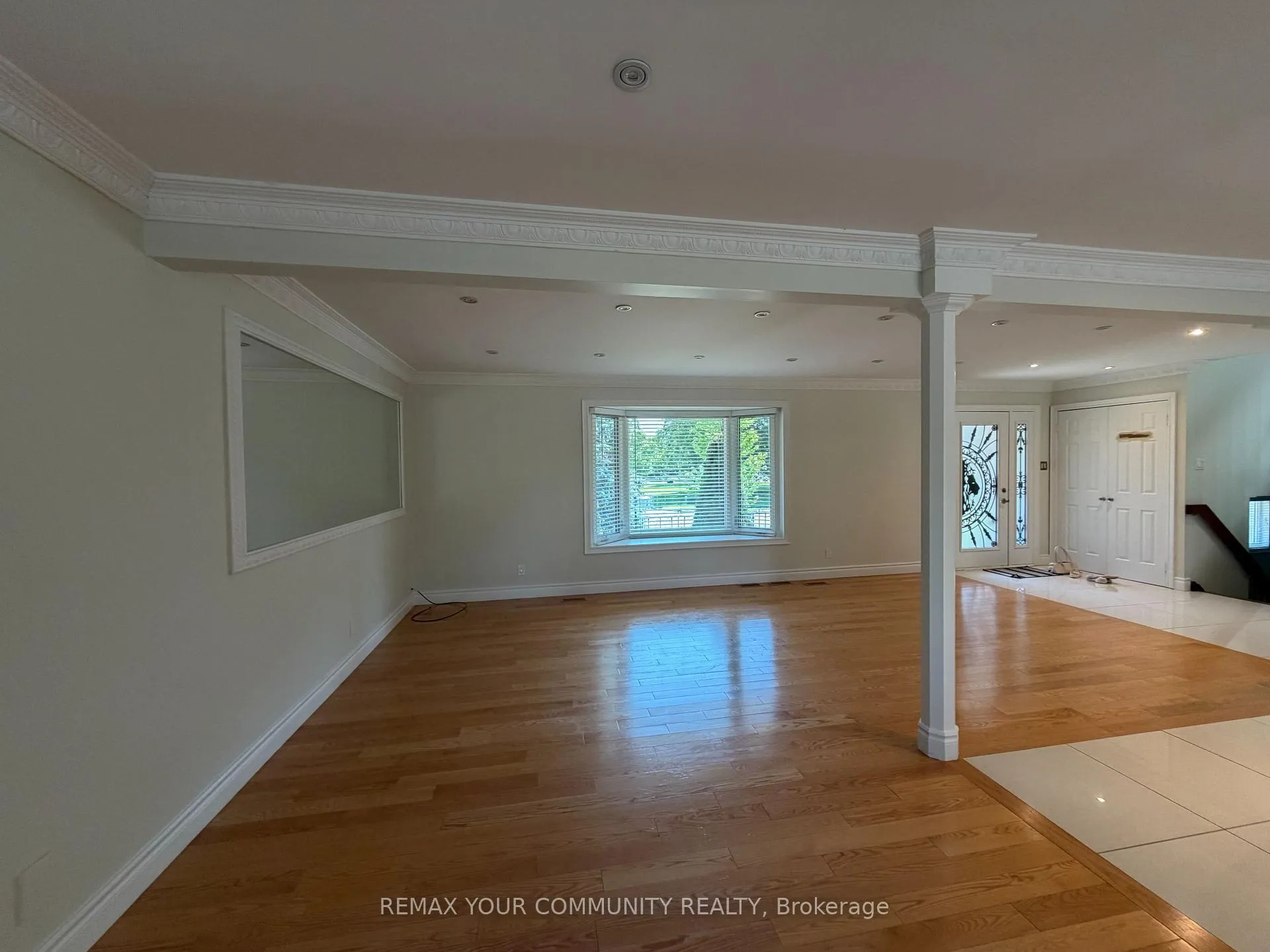 Photo 5 of 30 Forest Circle Court, Vaughan, East Woodbridge — HOMEH