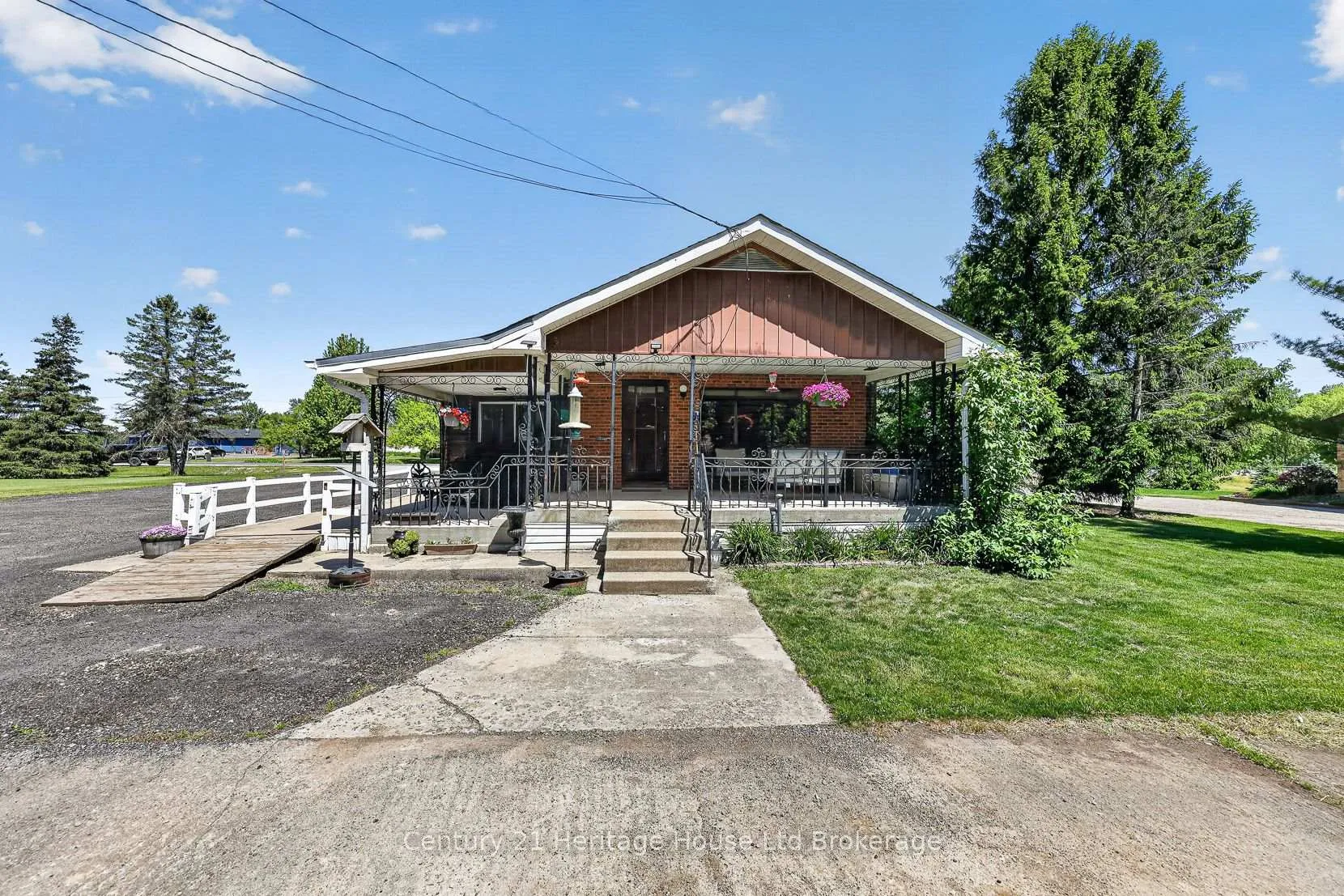 Photo 8 of 15067 Elginfield Road, Middlesex Centre, Rural Middlesex Centre — HOMEH