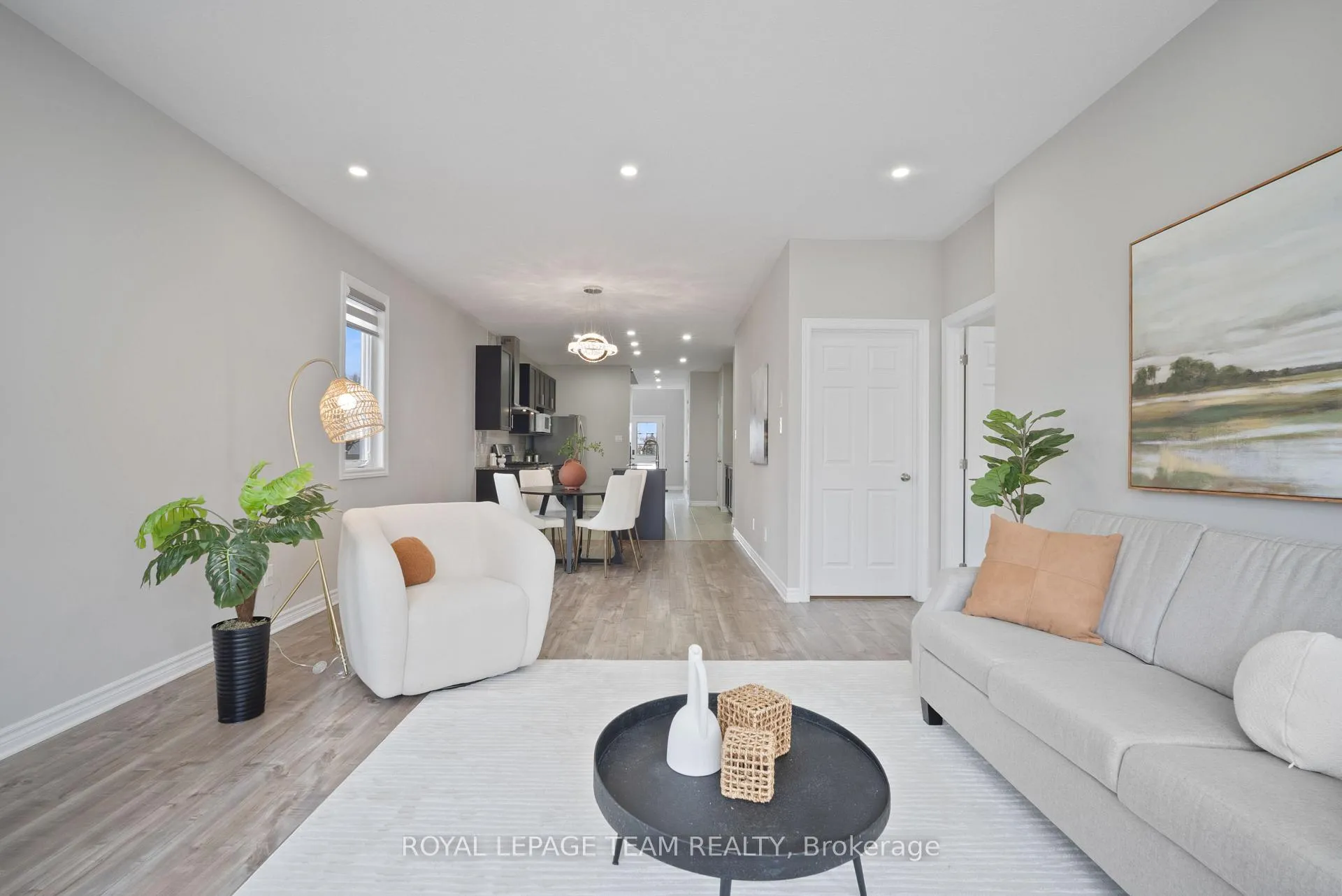 Photo 3 of 10 Kinetic Way, Ottawa, Barrhaven - Cedargrove/Fraserdale — HOMEH