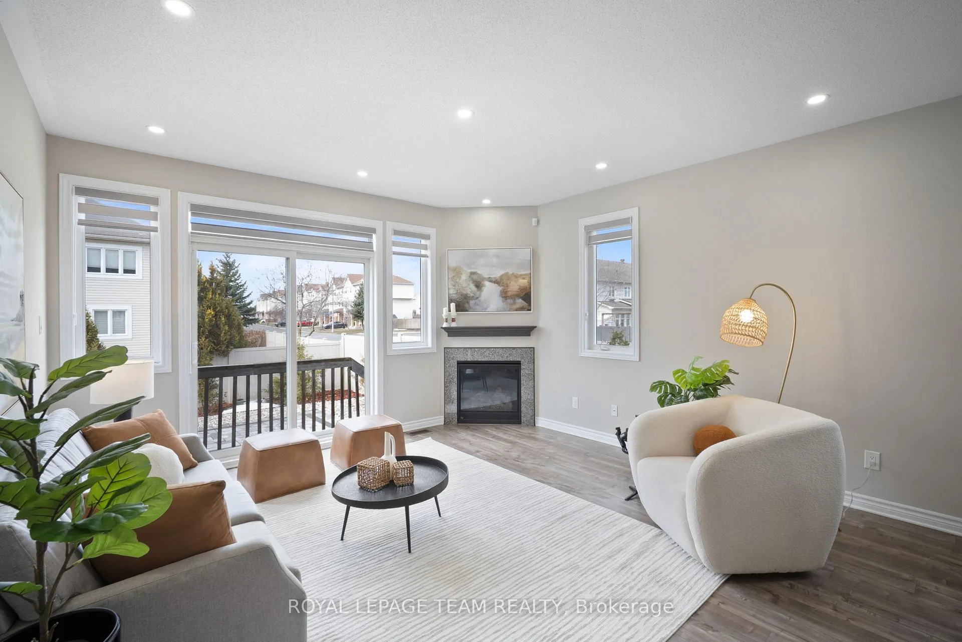 Photo 8 of 10 Kinetic Way, Ottawa, Barrhaven - Cedargrove/Fraserdale — HOMEH