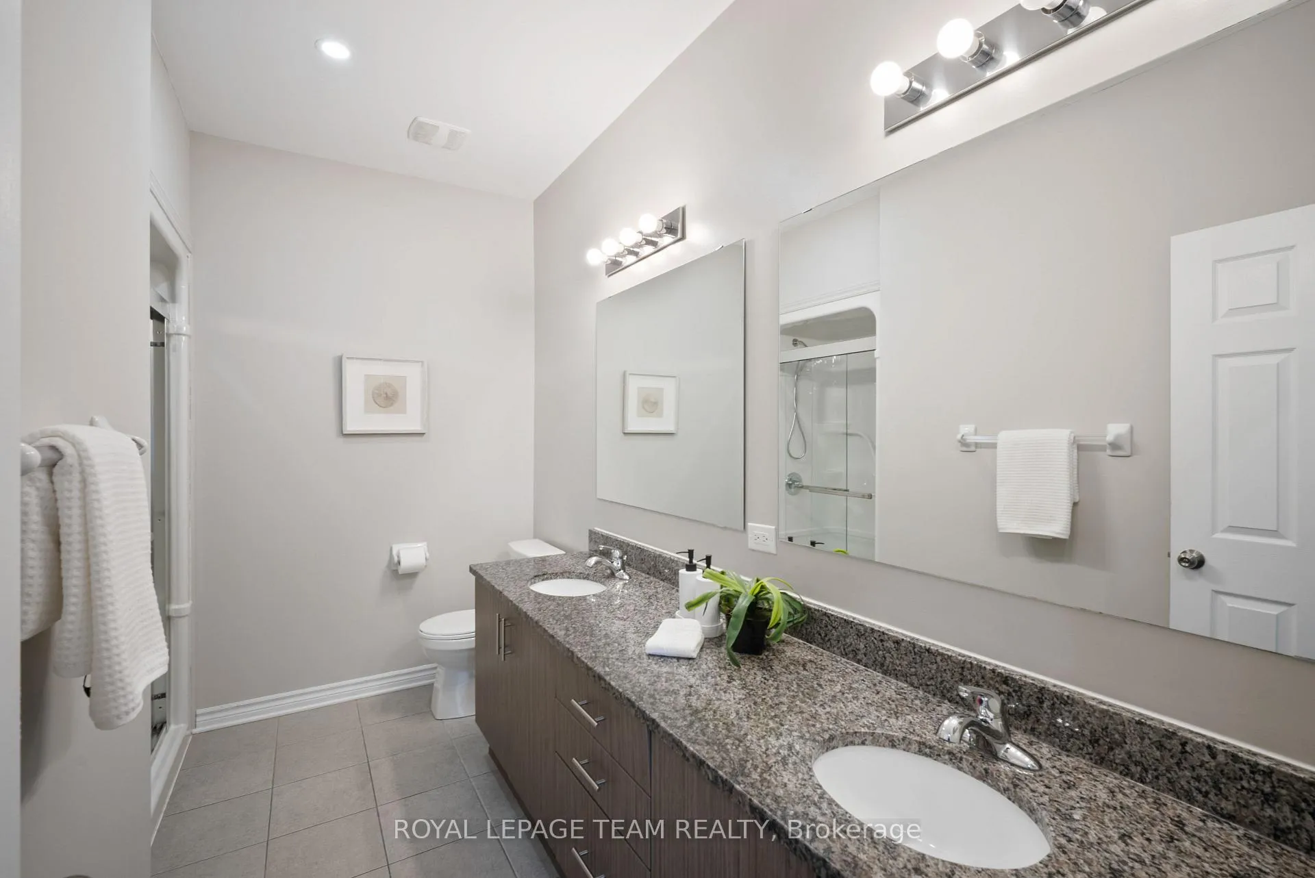 Photo 20 of 10 Kinetic Way, Ottawa, Barrhaven - Cedargrove/Fraserdale — HOMEH