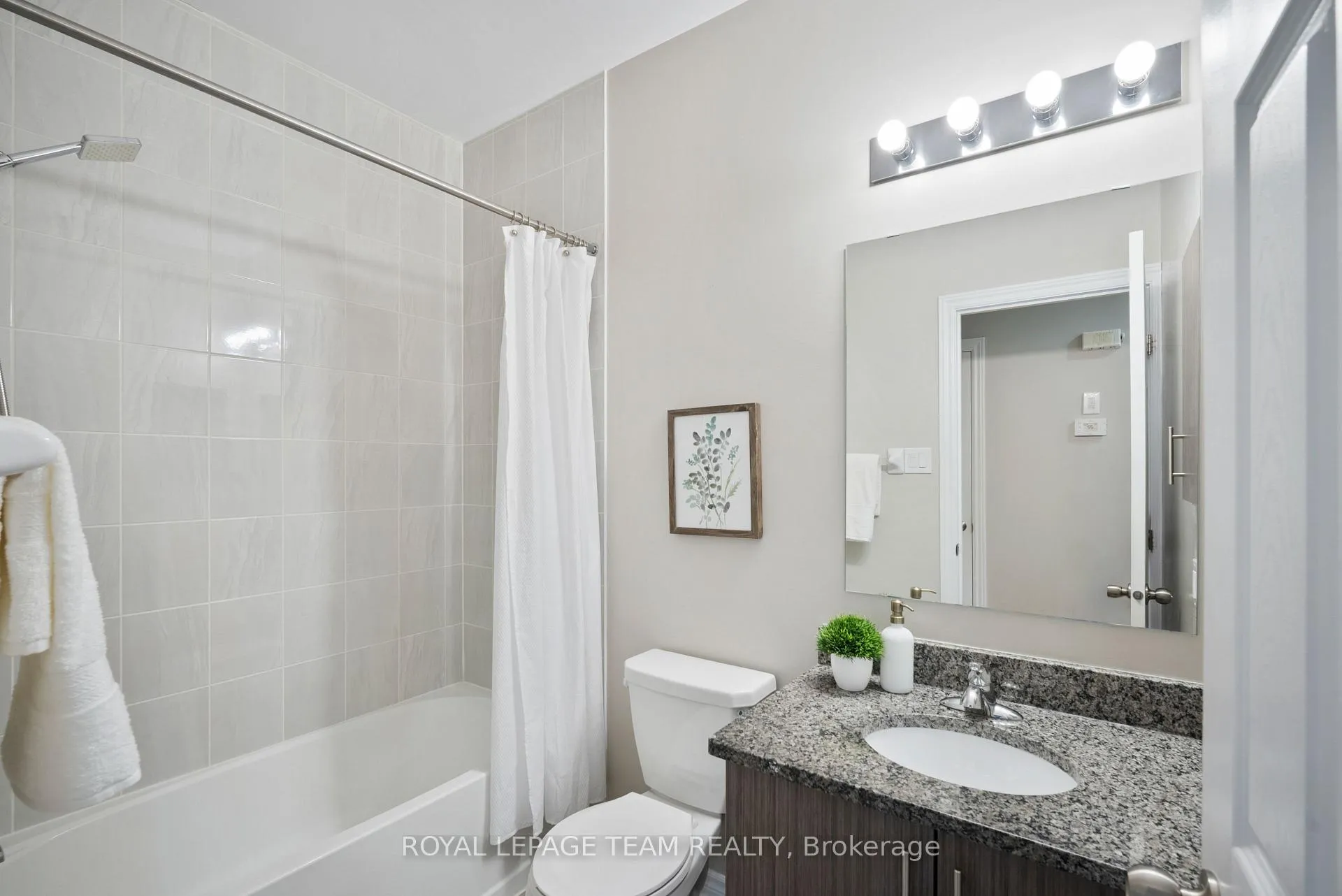 Photo 24 of 10 Kinetic Way, Ottawa, Barrhaven - Cedargrove/Fraserdale — HOMEH