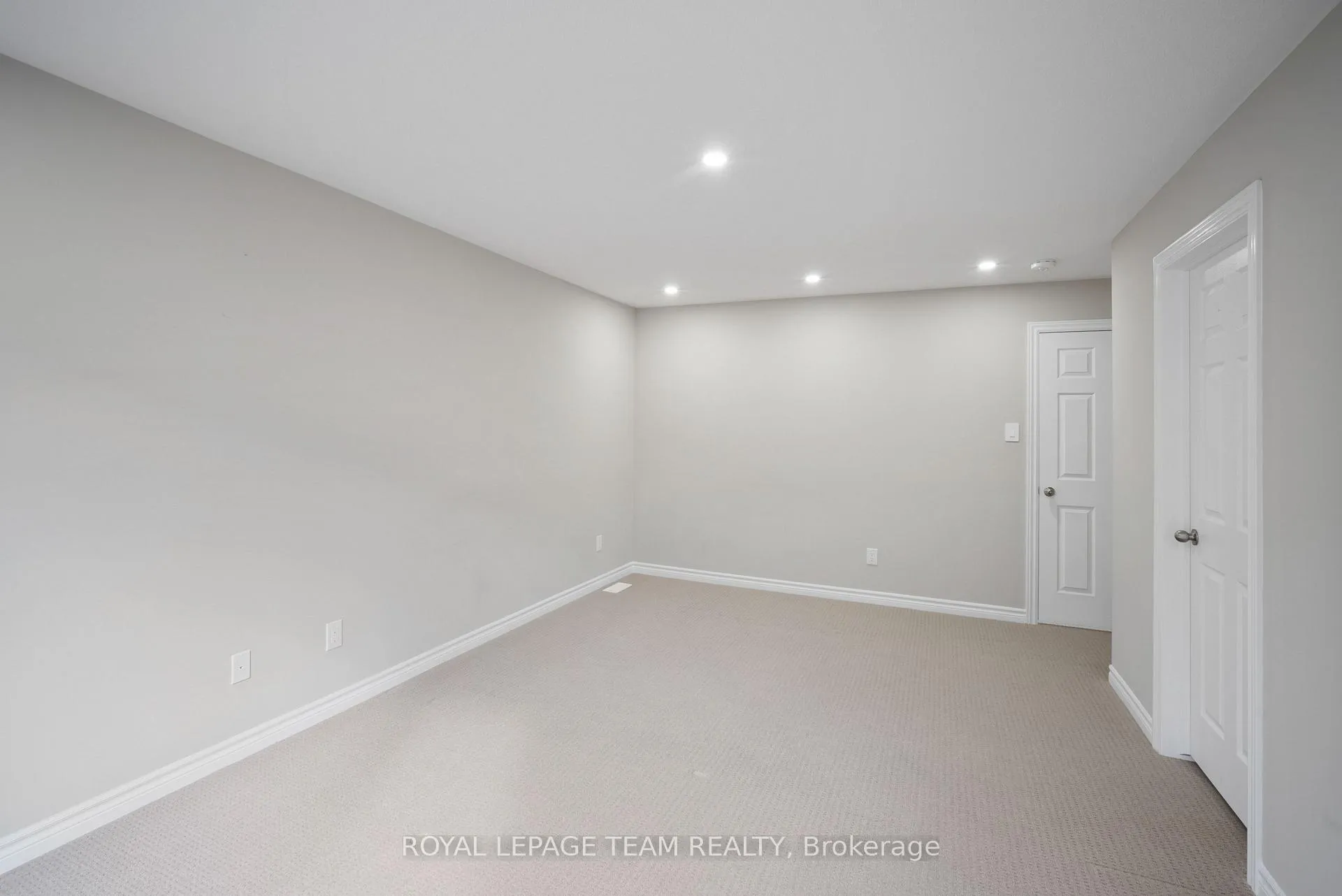 Photo 35 of 10 Kinetic Way, Ottawa, Barrhaven - Cedargrove/Fraserdale — HOMEH