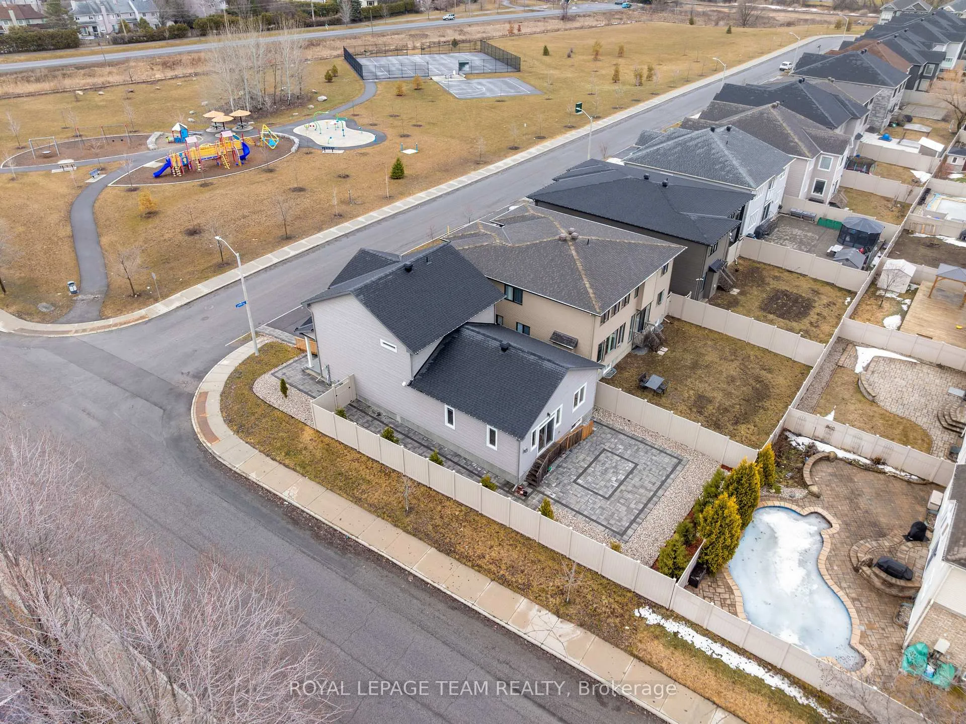 Photo 42 of 10 Kinetic Way, Ottawa, Barrhaven - Cedargrove/Fraserdale — HOMEH