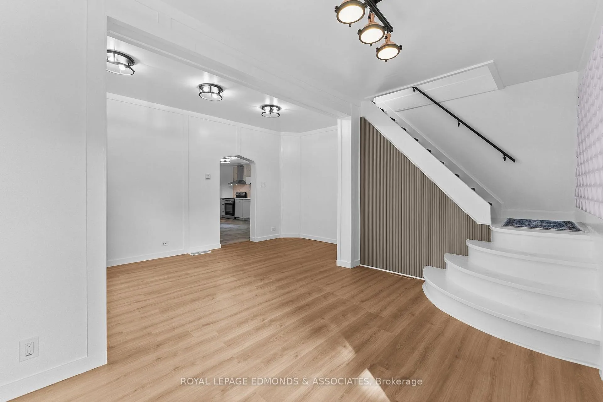 Photo 12 of 663 Fischer Street, Pembroke, Pembroke — HOMEH