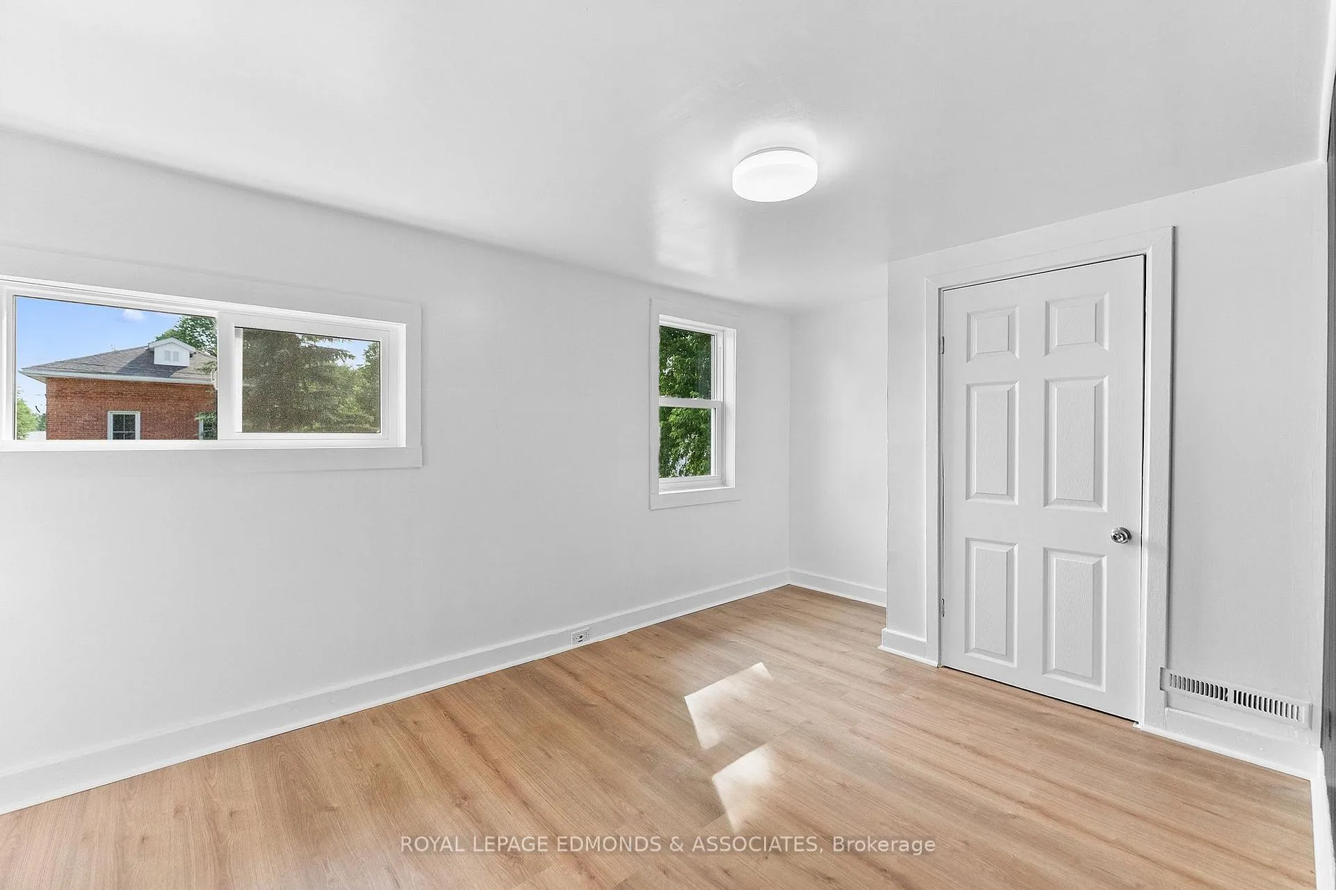 Photo 24 of 663 Fischer Street, Pembroke, Pembroke — HOMEH