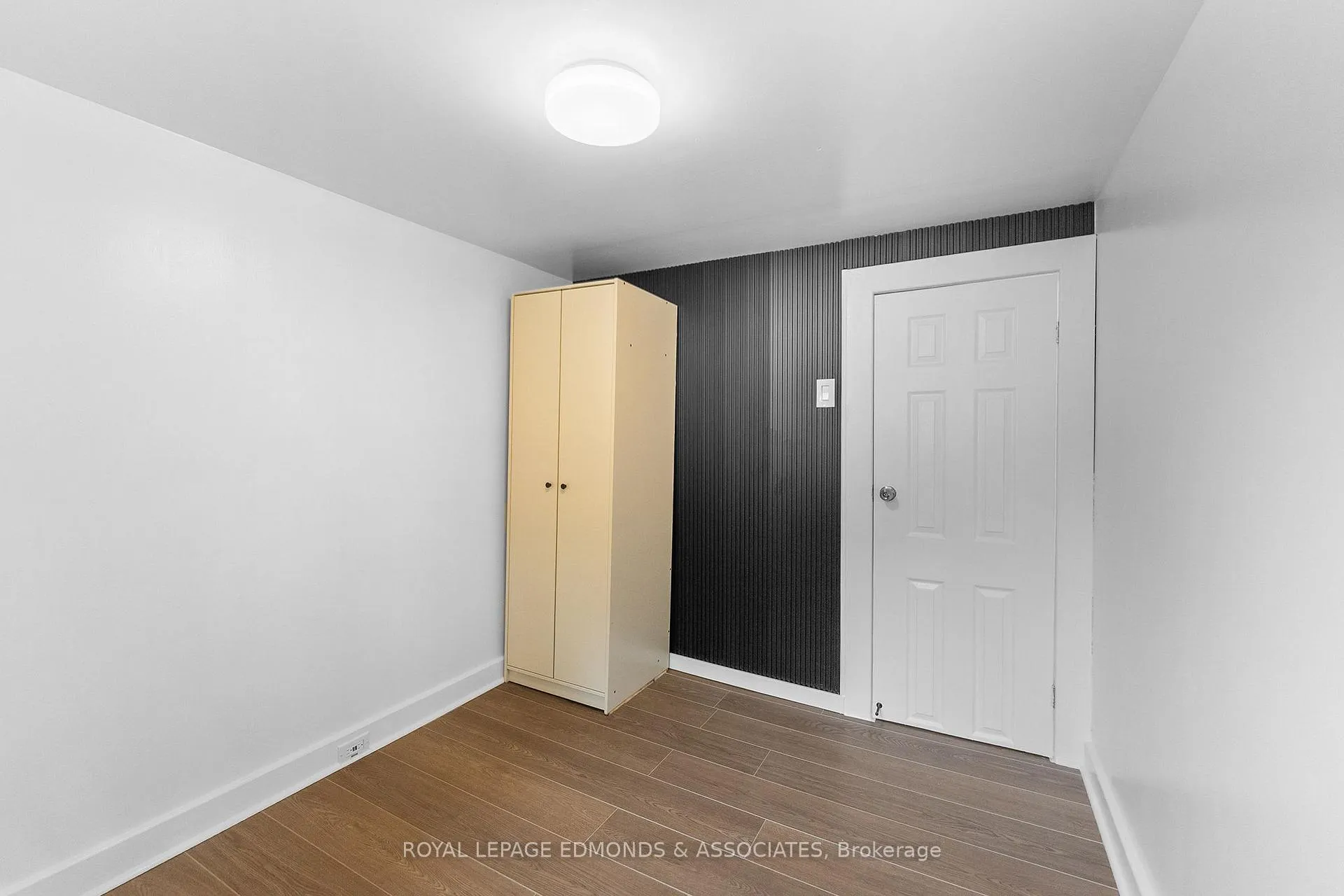 Photo 27 of 663 Fischer Street, Pembroke, Pembroke — HOMEH
