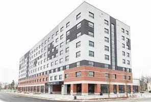 Front of Unit 712, 1 Wellington Street