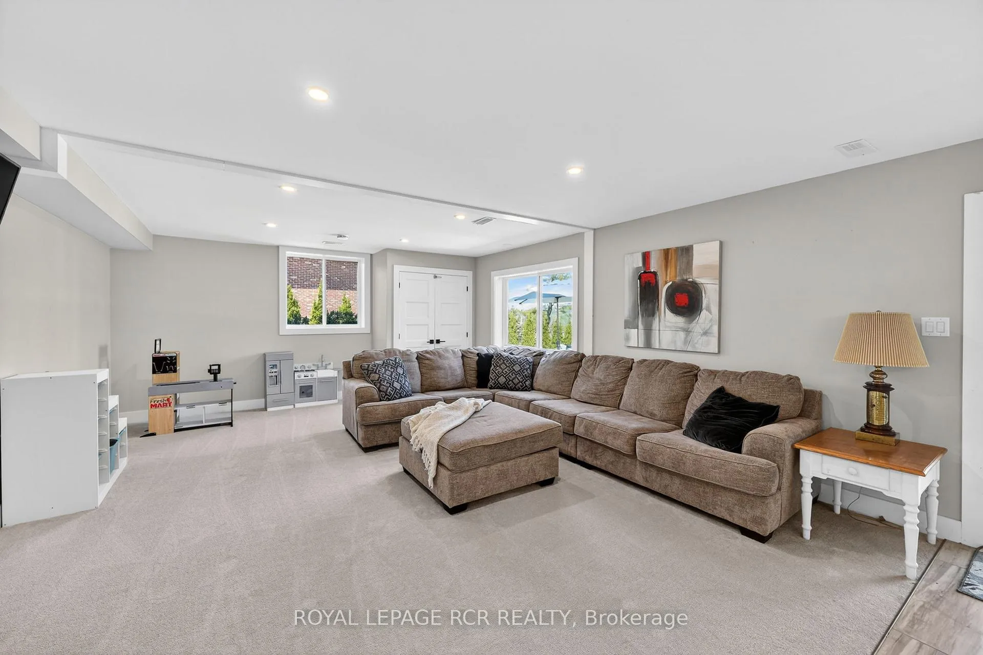 Photo 24 of 78 Glenhuron Drive, Springwater, Midhurst — HOMEH