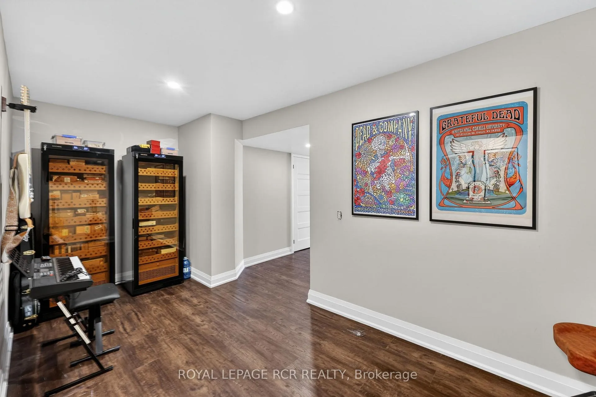 Photo 26 of 78 Glenhuron Drive, Springwater, Midhurst — HOMEH