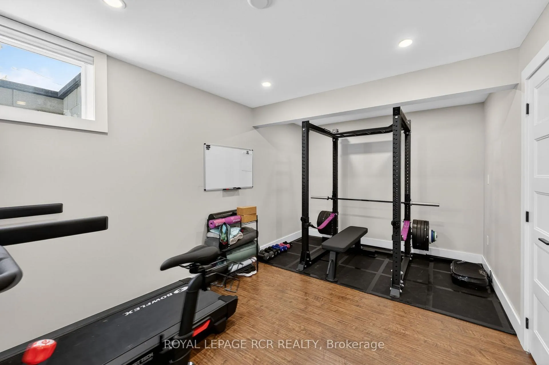Photo 27 of 78 Glenhuron Drive, Springwater, Midhurst — HOMEH