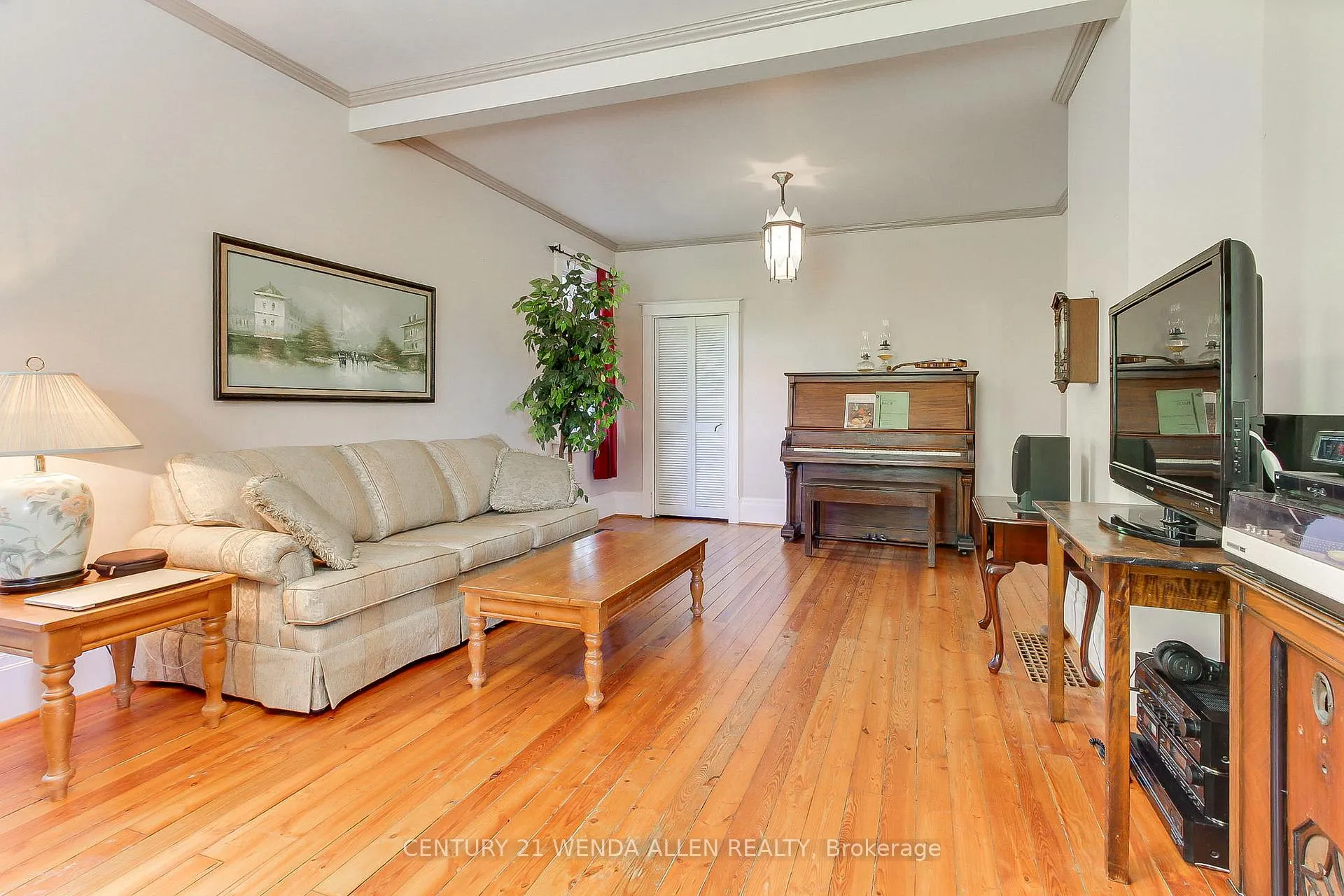 Photo 17 of 2090 Concession 9 Road, Pickering, Rural Pickering — HOMEH